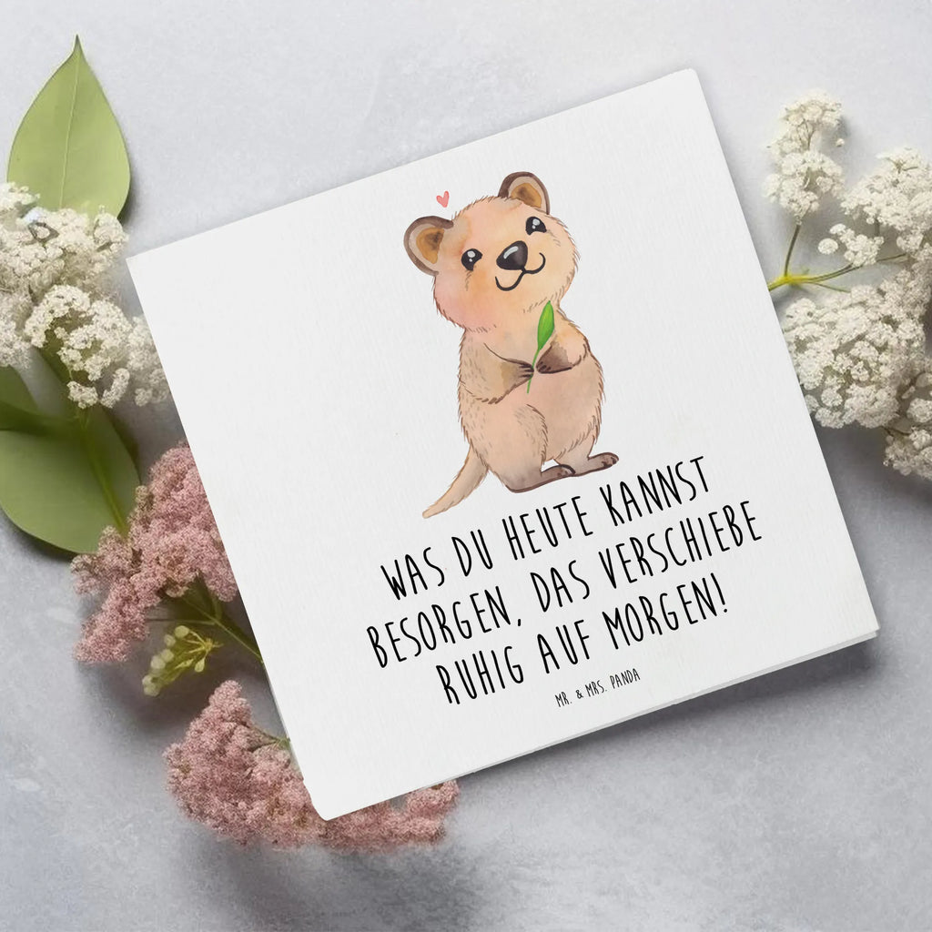 Deluxe Card Quokka Happy Hochwertige Klappkarte, Hochzeitskarte, Karte, Einladungskarte, Grußkarte, Geburtstagskarte, Klappkarte, Glückwunschkarte, Hochwertige Grußkarte, Tiermotive, Gute Laune, lustige Sprüche, Tiere, Lustiger Spruch, Quokka, Dinge erledigen, Verschieben, Aufschieberitis, Niedliches Tier