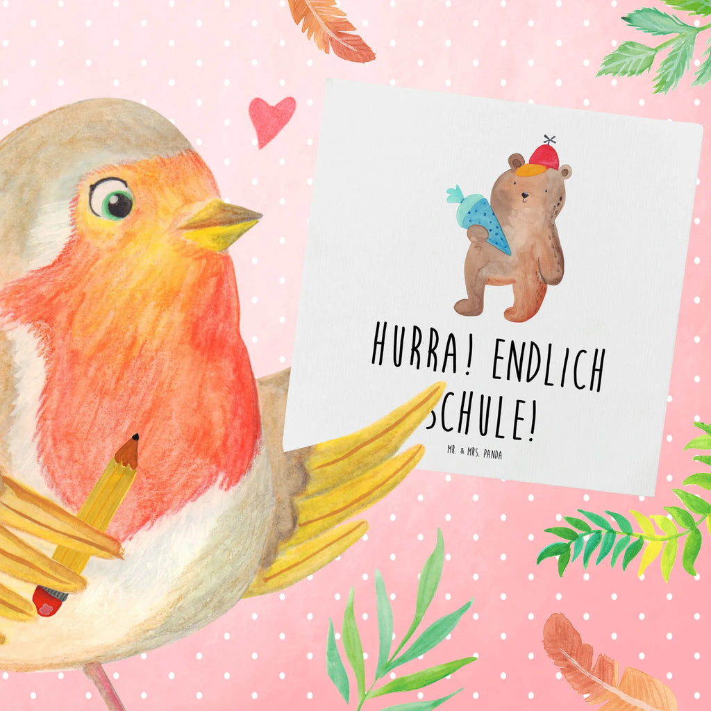 Deluxe Card bear School cone Hochwertige Klappkarte, Karte, Geburtstagskarte, Einladungskarte, Klappkarte, Glückwunschkarte, Hochzeitskarte, Grußkarte, Hochwertige Grußkarte, Bär, Teddy, Teddybär, Bär Motiv, Einschulung Geschenk, Erster Schultag Geschenk, Grundschule, Schule Geschenk, Schulanfang, Schultüte, Schulbeginn