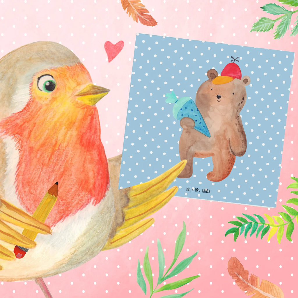 Deluxe Card bear School cone Hochwertige Klappkarte, Karte, Geburtstagskarte, Einladungskarte, Klappkarte, Glückwunschkarte, Hochzeitskarte, Grußkarte, Hochwertige Grußkarte, Bär, Teddy, Teddybär, Bär Motiv, Einschulung Geschenk, Erster Schultag Geschenk, Grundschule, Schule Geschenk, Schulanfang, Schultüte, Schulbeginn