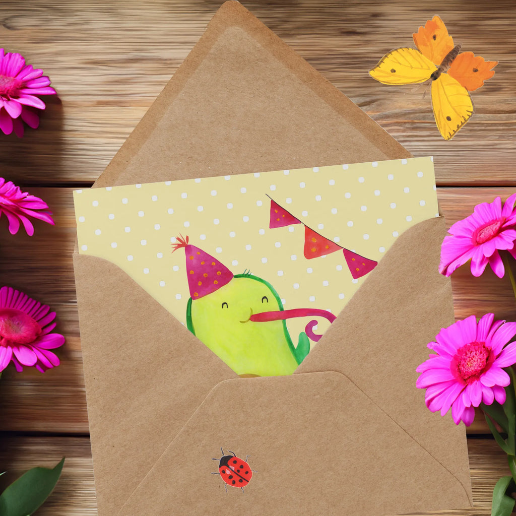 Deluxe Card avocado party Glückwunschkarte, Grußkarte, Hochwertige Grußkarte, Geburtstagskarte, Einladungskarte, Karte, Hochzeitskarte, Hochwertige Klappkarte, Klappkarte, Avocado, Veggie, Vegan, Gesund, Abifeier, Abschluss, Schulabschluss, Feier, Firmenfeier, Feierei, Prüfung, Happy Birthday, Party, Abi, Jahrestag, Jubiläum, Lieblingstag, Avocados, Klassenfeier, Bestanden, Geburtstagsfeier, Geburtstag