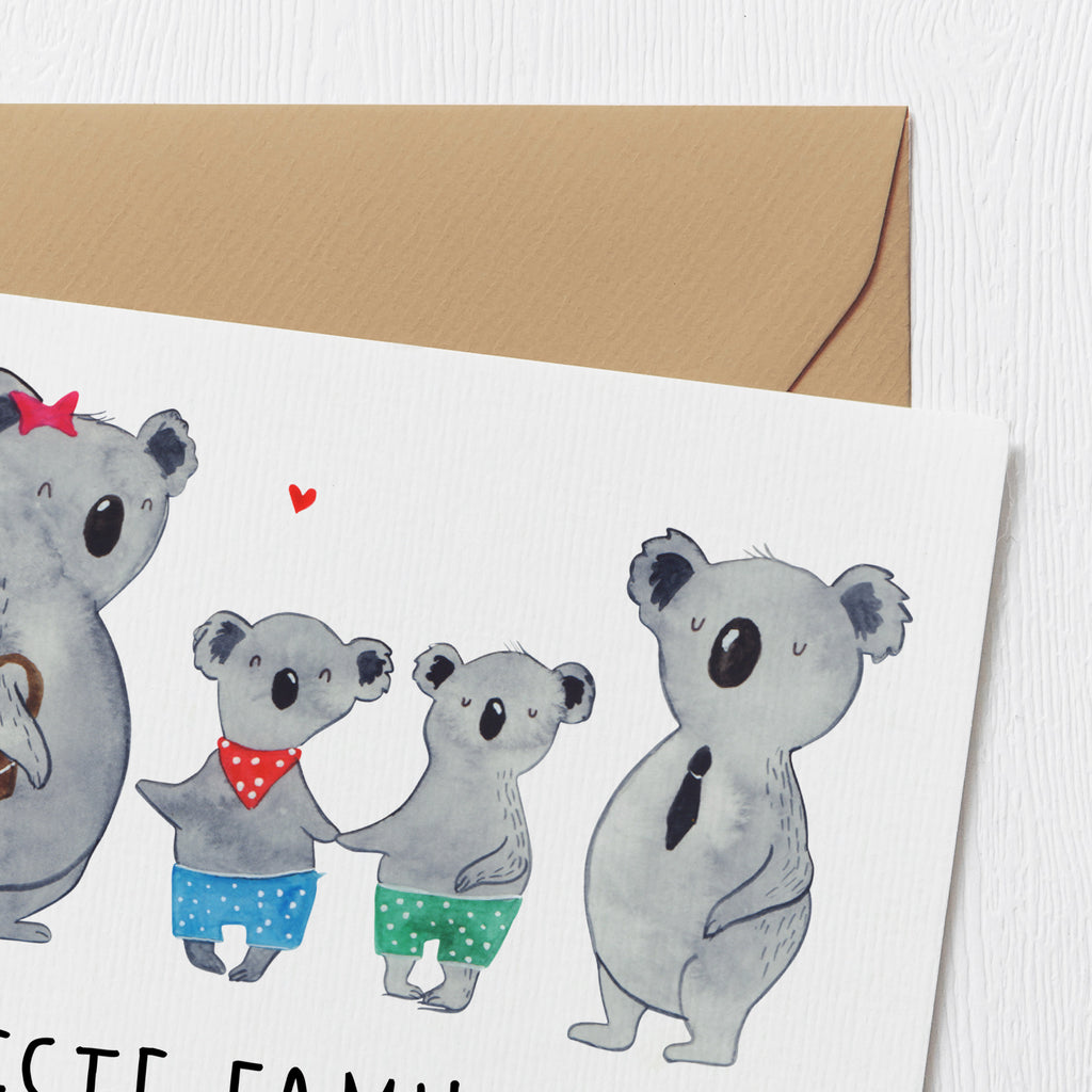 Deluxe Karte Koala Familie zwei Karte, Grußkarte, Klappkarte, Einladungskarte, Glückwunschkarte, Hochzeitskarte, Geburtstagskarte, Hochwertige Grußkarte, Hochwertige Klappkarte, Familie, Vatertag, Muttertag, Bruder, Schwester, Mama, Papa, Oma, Opa, Koala, Koalabär, beste Familie, Familienzeit, Familienleben, Koalafamilie, Lieblingsfamilie