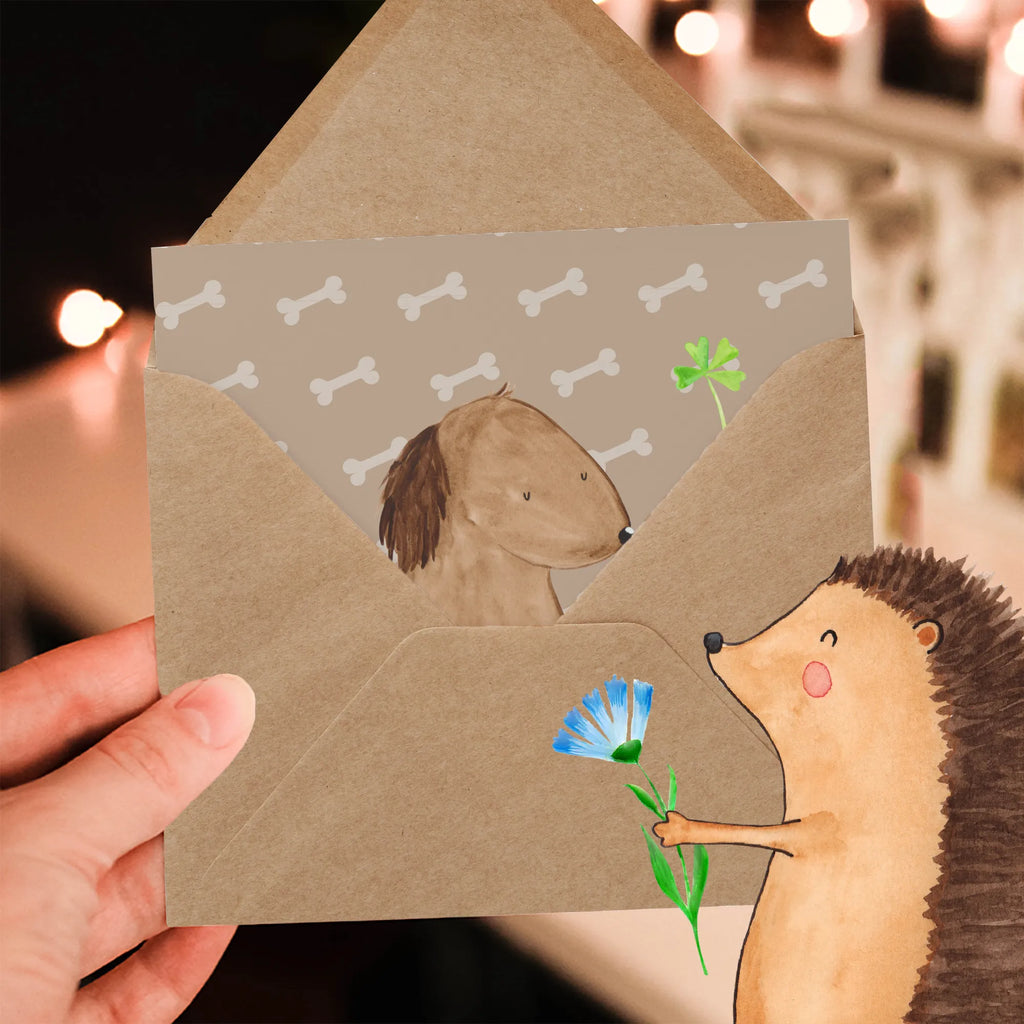 Karta Deluxe pies koniczyna Hochzeitskarte, Einladungskarte, Karte, Geburtstagskarte, Hochwertige Grußkarte, Glückwunschkarte, Hochwertige Klappkarte, Grußkarte, Klappkarte, Hund, Hundemotiv, Haustier, Hunderasse, Tierliebhaber, Hundebesitzer, Sprüche, Neuanfang, Tagträume, Glücksbringer, Geschenk, Selbstliebe, Motivation, Achtsamkeit, Kleeblatt, Glück