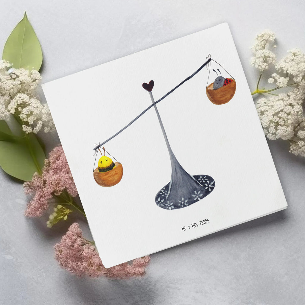 Deluxe Card Star sign Scale Klappkarte, Karte, Einladungskarte, Grußkarte, Glückwunschkarte, Hochwertige Klappkarte, Geburtstagskarte, Hochwertige Grußkarte, Hochzeitskarte, Tierkreiszeichen, Sternzeichen, Horoskop, Astrologie, Aszendent, Geschenk September, Waage, Geschenk Oktober, Waage Geschenk, Waage Sternzeichen, Biene, Geburtstag Oktober, Gleichgewicht, Marienkäfer, Hummel, Geburtstag September