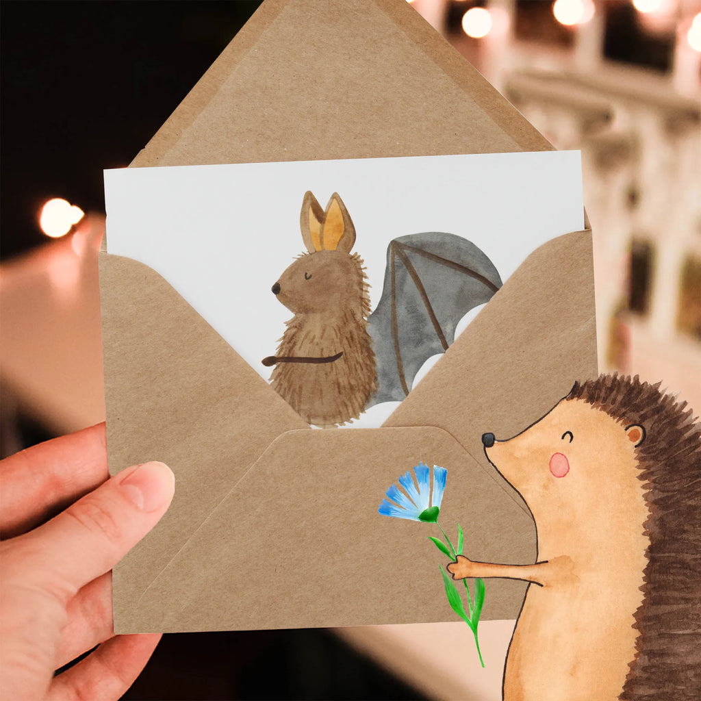 Deluxe Karte Fledermaus Sitzen Grußkarte, Klappkarte, Glückwunschkarte, Hochzeitskarte, Hochwertige Grußkarte, Karte, Einladungskarte, Geburtstagskarte, Hochwertige Klappkarte, Tiermotive, Gute Laune, lustige Sprüche, Tiere, Fledermäuse, Fledermaus, Motivation, entspannen