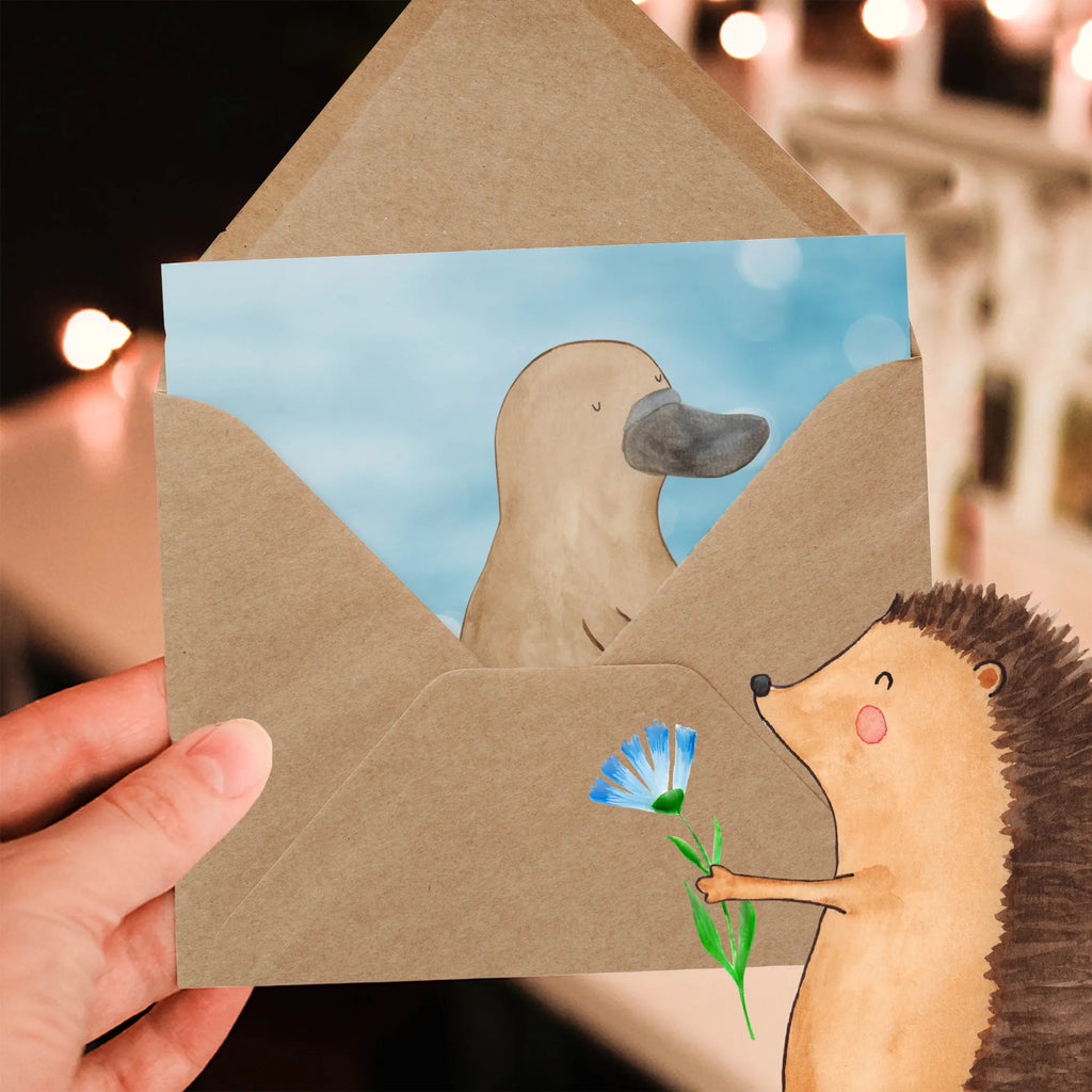 Deluxe Card platypus courage Karte, Hochzeitskarte, Grußkarte, Glückwunschkarte, Hochwertige Grußkarte, Einladungskarte, Geburtstagskarte, Klappkarte, Hochwertige Klappkarte, Meerestiere, Meer, Urlaub, mutig, Mut, Schnabeltier, Neustart, Training, Arbeit, Motivation, Büro, Raodtrip, Schnabeltiere, Neuanfang, Lebensweisheit, Weltreise