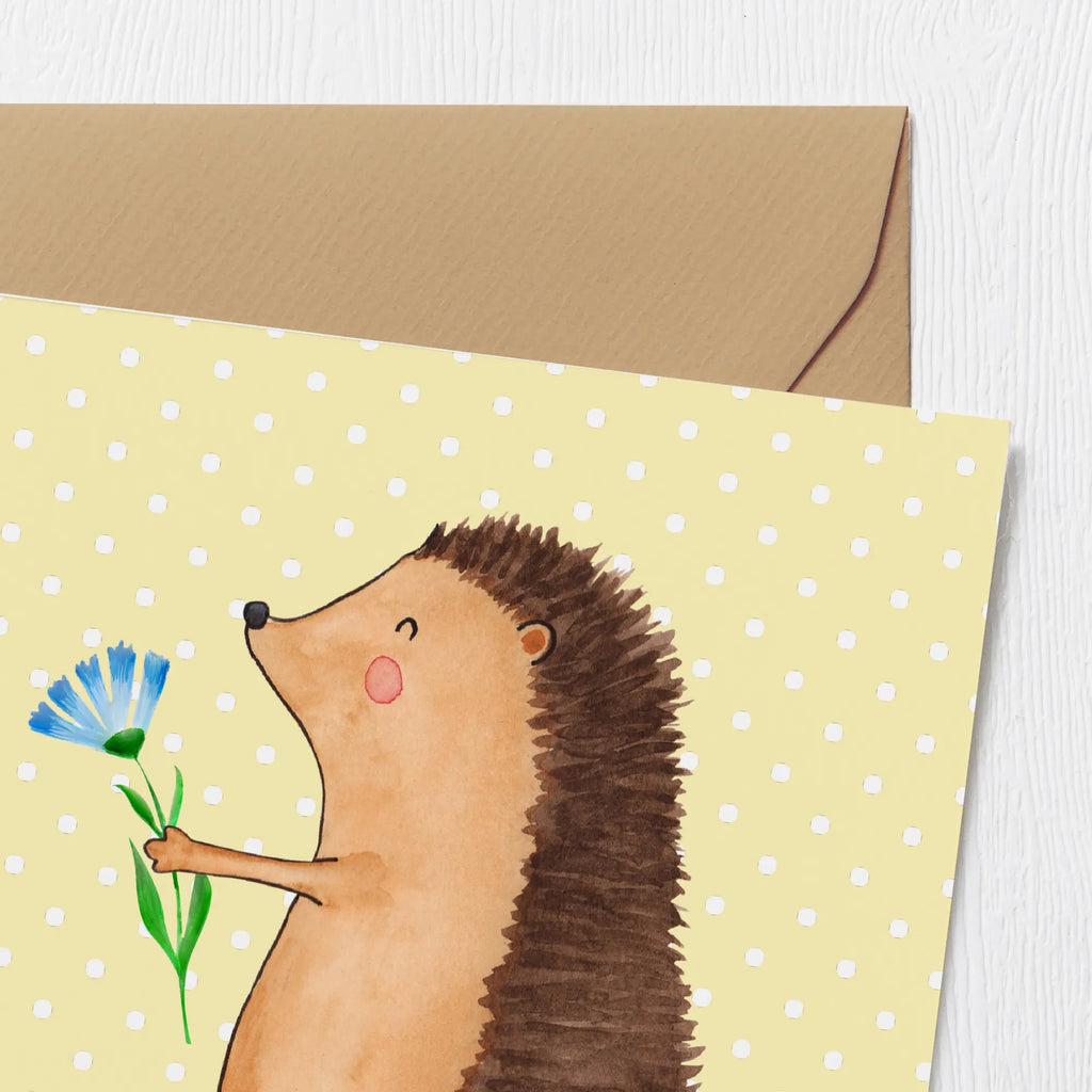 Deluxe Card Hedgehog Flower Glückwunschkarte, Grußkarte, Karte, Klappkarte, Hochwertige Klappkarte, Einladungskarte, Hochwertige Grußkarte, Geburtstagskarte, Hochzeitskarte, Tiermotive, Gute Laune, lustige Sprüche, Tiere, krank, Genesungswünsche, Gute Besserung, Besuch, Igel, Krankenhaus, Krankheit