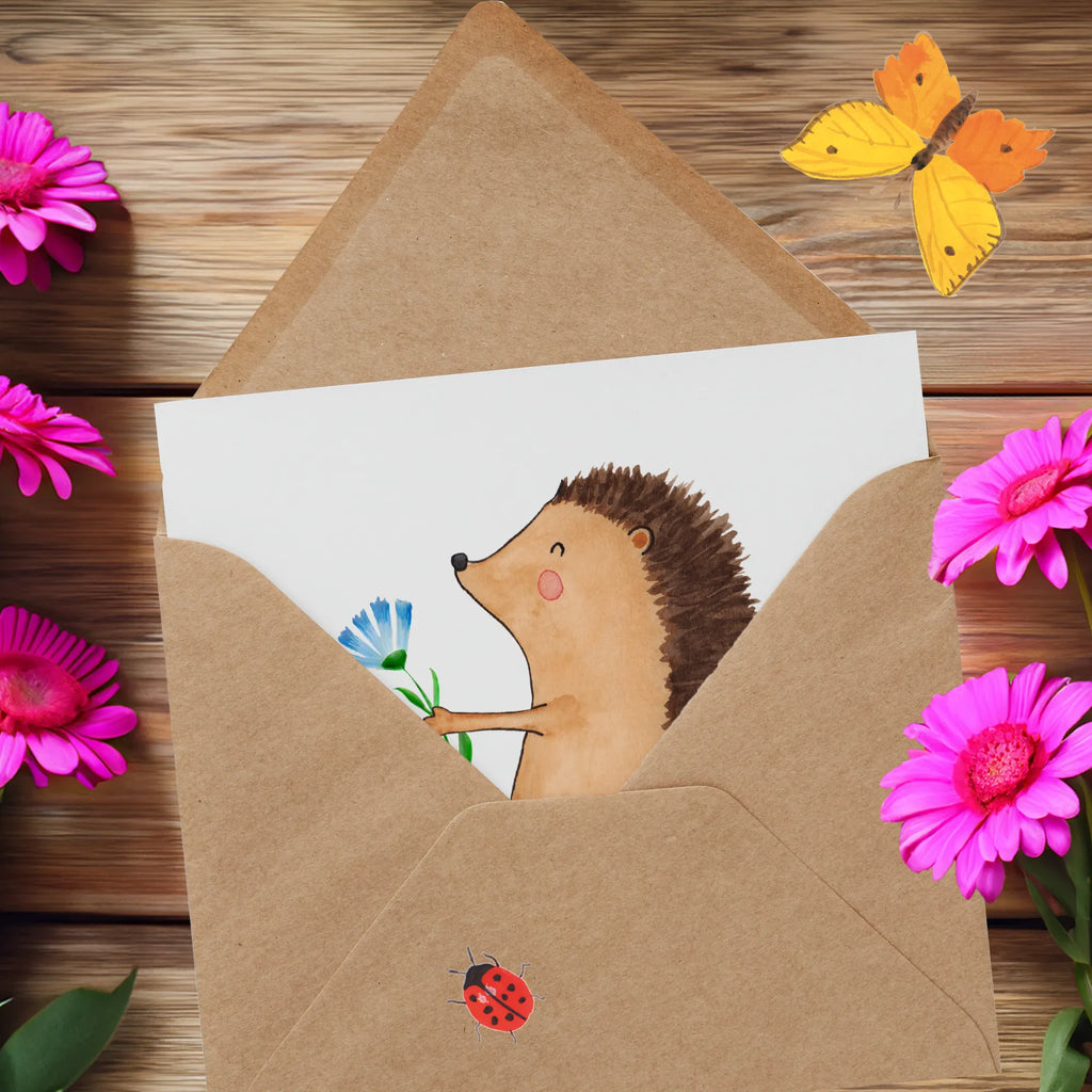 Deluxe Card Hedgehog Flower Glückwunschkarte, Grußkarte, Karte, Klappkarte, Hochwertige Klappkarte, Einladungskarte, Hochwertige Grußkarte, Geburtstagskarte, Hochzeitskarte, Tiermotive, Gute Laune, lustige Sprüche, Tiere, krank, Genesungswünsche, Gute Besserung, Besuch, Igel, Krankenhaus, Krankheit