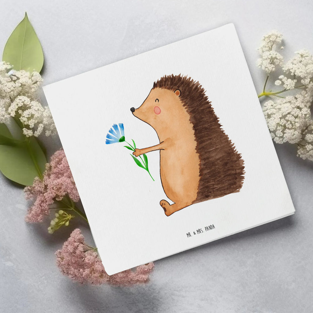 Deluxe Card Hedgehog Flower Glückwunschkarte, Grußkarte, Karte, Klappkarte, Hochwertige Klappkarte, Einladungskarte, Hochwertige Grußkarte, Geburtstagskarte, Hochzeitskarte, Tiermotive, Gute Laune, lustige Sprüche, Tiere, krank, Genesungswünsche, Gute Besserung, Besuch, Igel, Krankenhaus, Krankheit