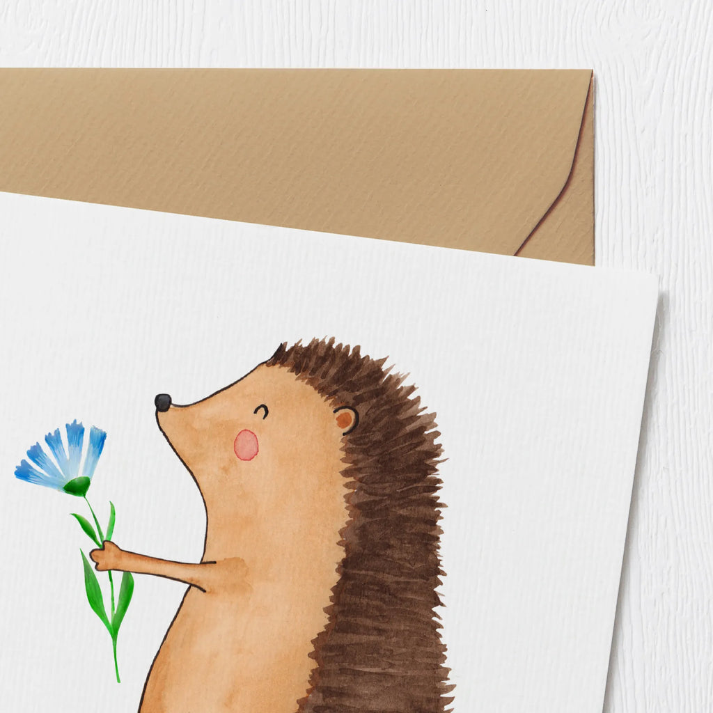 Deluxe Card Hedgehog Flower Glückwunschkarte, Grußkarte, Karte, Klappkarte, Hochwertige Klappkarte, Einladungskarte, Hochwertige Grußkarte, Geburtstagskarte, Hochzeitskarte, Tiermotive, Gute Laune, lustige Sprüche, Tiere, krank, Genesungswünsche, Gute Besserung, Besuch, Igel, Krankenhaus, Krankheit