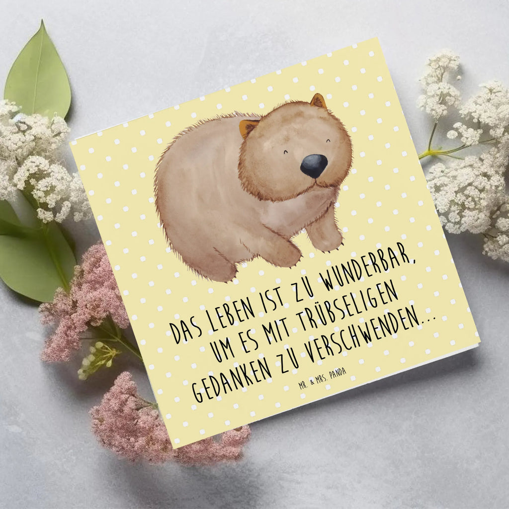 Deluxe Card Wombat Hochzeitskarte, Einladungskarte, Geburtstagskarte, Glückwunschkarte, Karte, Grußkarte, Hochwertige Grußkarte, Hochwertige Klappkarte, Klappkarte, Tiermotive, Gute Laune, lustige Sprüche, Tiere, Motivation, Wombat, Spruch, Das Leben ist schön, Australien