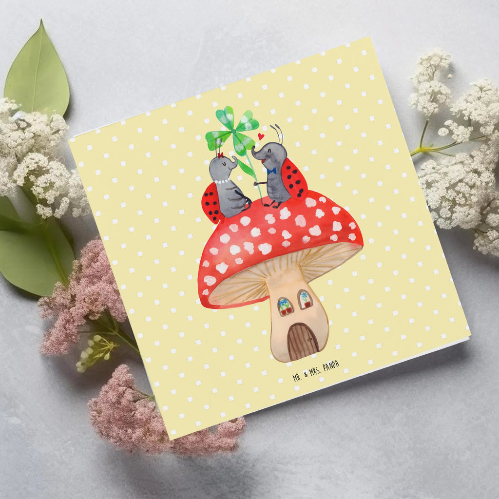 Deluxe Card ladybug toadstool Grußkarte, Hochwertige Grußkarte, Karte, Einladungskarte, Glückwunschkarte, Hochzeitskarte, Hochwertige Klappkarte, Klappkarte, Geburtstagskarte, Tiermotive, Gute Laune, lustige Sprüche, Tiere, zuhause, Marienkäfer, Haus, Fleigenpilzhaus, Wohnung, Fliegenpilz