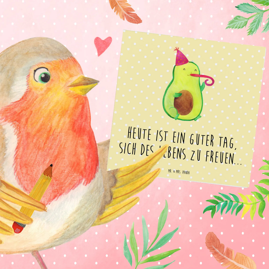 Deluxe Card avocado Celebration Hochwertige Grußkarte, Geburtstagskarte, Einladungskarte, Hochzeitskarte, Klappkarte, Hochwertige Klappkarte, Karte, Glückwunschkarte, Grußkarte, Avocado, Veggie, Vegan, Gesund, Tröte, Feierlichkeit, Feier, Geburtstag, Gute Laune, Fete, Party