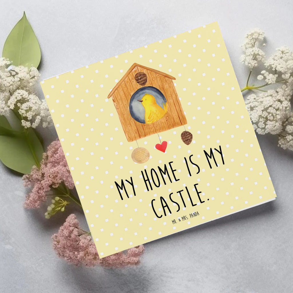 Deluxe Card Bird House Geburtstagskarte, Grußkarte, Karte, Klappkarte, Glückwunschkarte, Einladungskarte, Hochwertige Klappkarte, Hochwertige Grußkarte, Hochzeitskarte, Tiermotive, Gute Laune, lustige Sprüche, Tiere, Lieblingsort, Haus, Castle, Vogelhaus, Zuhause, Vogelhäuschen, Vögel, Home sweet home, Familie, Nest, Wohnung, Vogel, unser Haus, Eigenheim