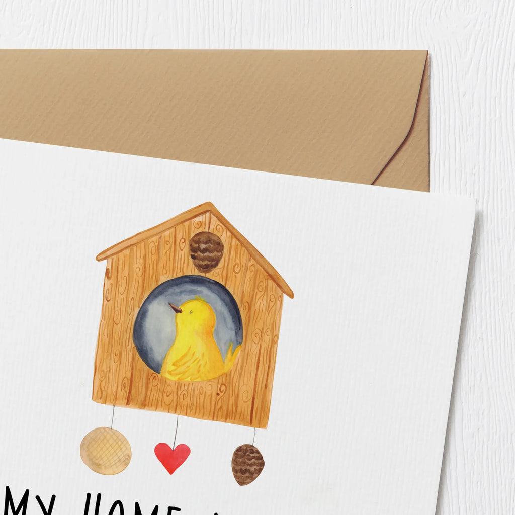 Deluxe Card Bird House Geburtstagskarte, Grußkarte, Karte, Klappkarte, Glückwunschkarte, Einladungskarte, Hochwertige Klappkarte, Hochwertige Grußkarte, Hochzeitskarte, Tiermotive, Gute Laune, lustige Sprüche, Tiere, Lieblingsort, Haus, Castle, Vogelhaus, Zuhause, Vogelhäuschen, Vögel, Home sweet home, Familie, Nest, Wohnung, Vogel, unser Haus, Eigenheim