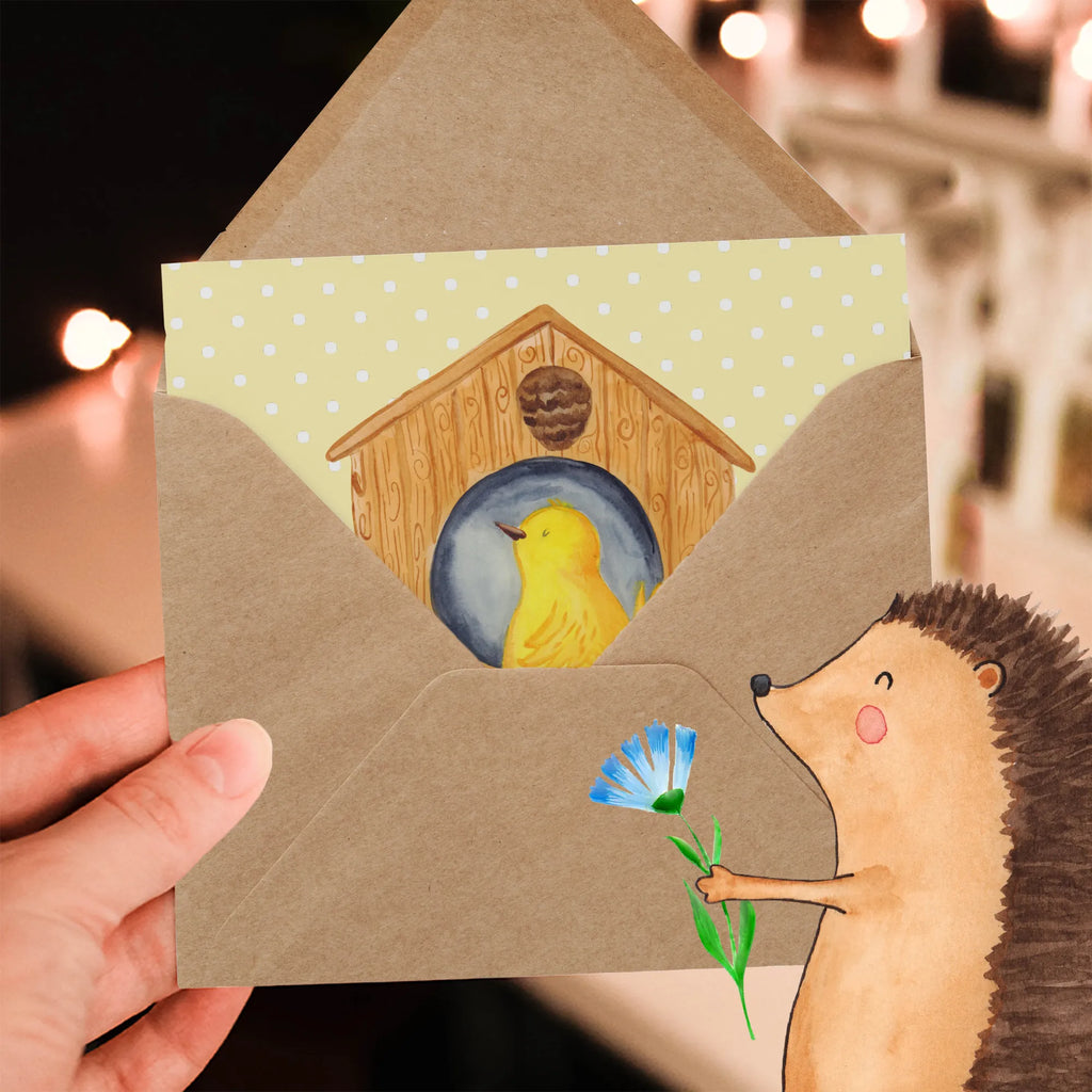 Deluxe Card Bird House Geburtstagskarte, Grußkarte, Karte, Klappkarte, Glückwunschkarte, Einladungskarte, Hochwertige Klappkarte, Hochwertige Grußkarte, Hochzeitskarte, Tiermotive, Gute Laune, lustige Sprüche, Tiere, Lieblingsort, Haus, Castle, Vogelhaus, Zuhause, Vogelhäuschen, Vögel, Home sweet home, Familie, Nest, Wohnung, Vogel, unser Haus, Eigenheim