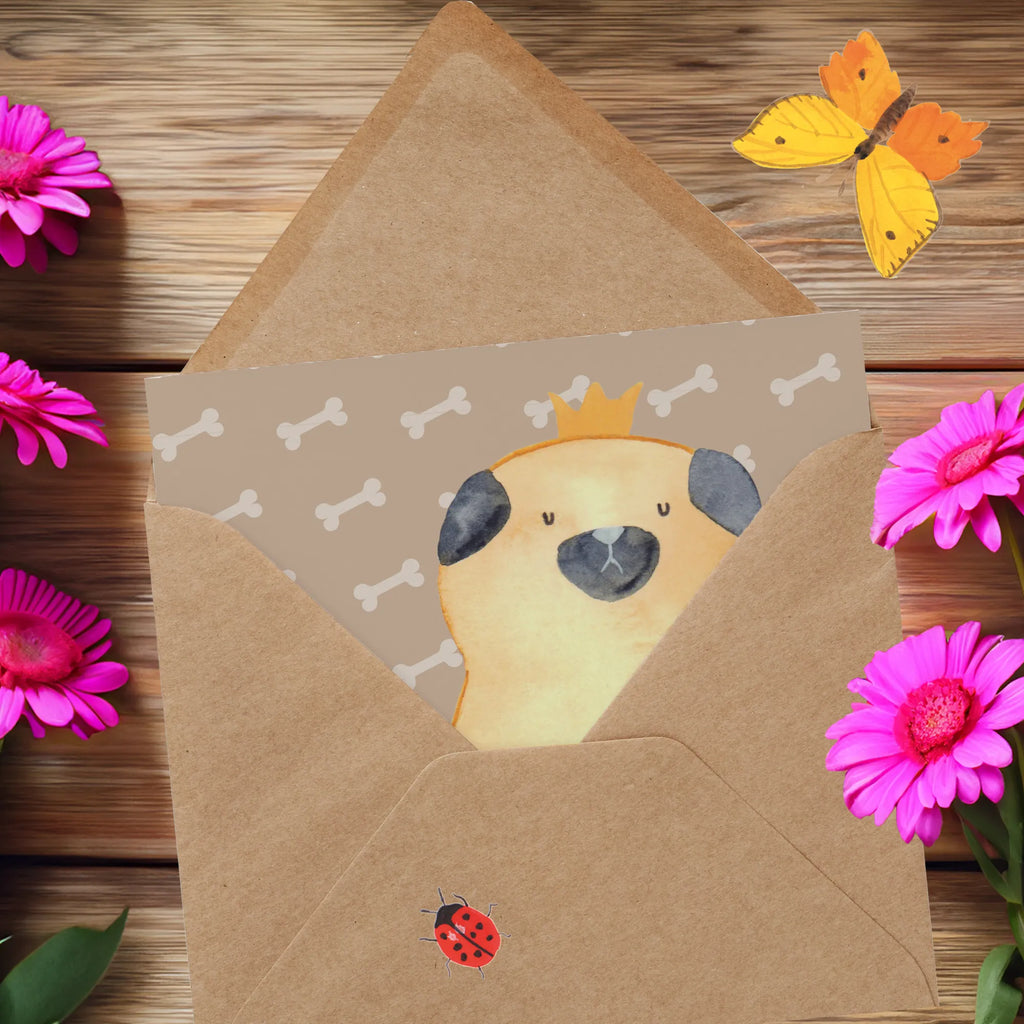 Deluxe Card pug Crown Hochwertige Grußkarte, Grußkarte, Glückwunschkarte, Karte, Geburtstagskarte, Klappkarte, Einladungskarte, Hochwertige Klappkarte, Hochzeitskarte, Hund, Hundemotiv, Haustier, Hunderasse, Tierliebhaber, Hundebesitzer, Sprüche, allergisch, Mops, Hundebesitzer. Spruch, lustig, kinderlos, Hausregel