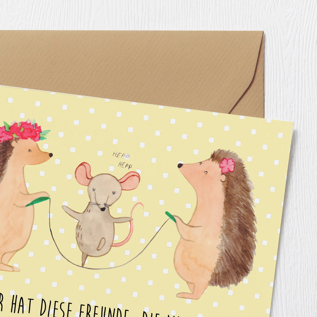 Deluxe Card Hedgehog skipping Grußkarte, Karte, Einladungskarte, Geburtstagskarte, Glückwunschkarte, Hochzeitskarte, Klappkarte, Hochwertige Klappkarte, Hochwertige Grußkarte, Tiermotive, Gute Laune, lustige Sprüche, Tiere, Igel, Seilhüpfen, Seilspringen, Maus, Kindergarten, Kinder