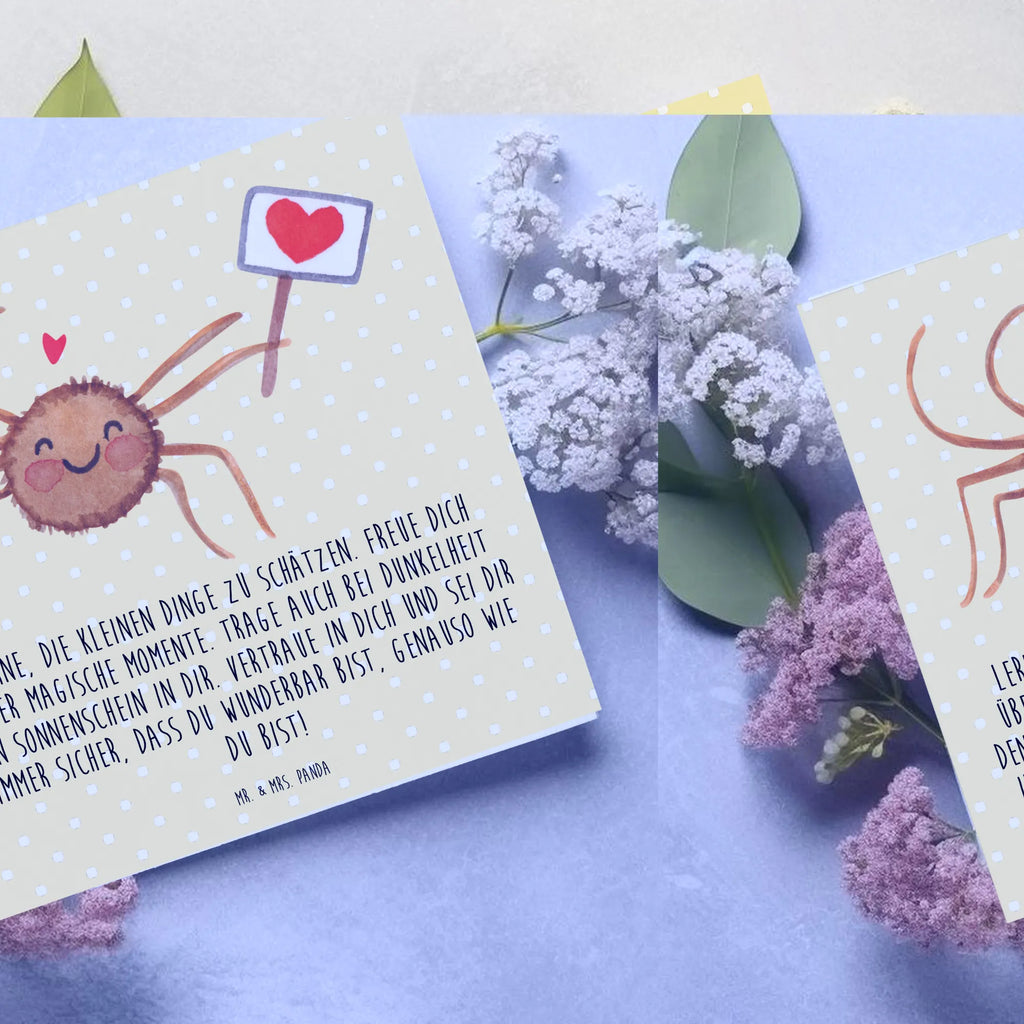 Deluxe Card Spider Agatha Motivation Hochzeitskarte, Einladungskarte, Geburtstagskarte, Grußkarte, Klappkarte, Glückwunschkarte, Hochwertige Klappkarte, Karte, Hochwertige Grußkarte, Spinne Agathe, Spinne, Agathe, Videos, Merchandise, Glück, Vertrauen, Liebe, Motivation, Dankeschön