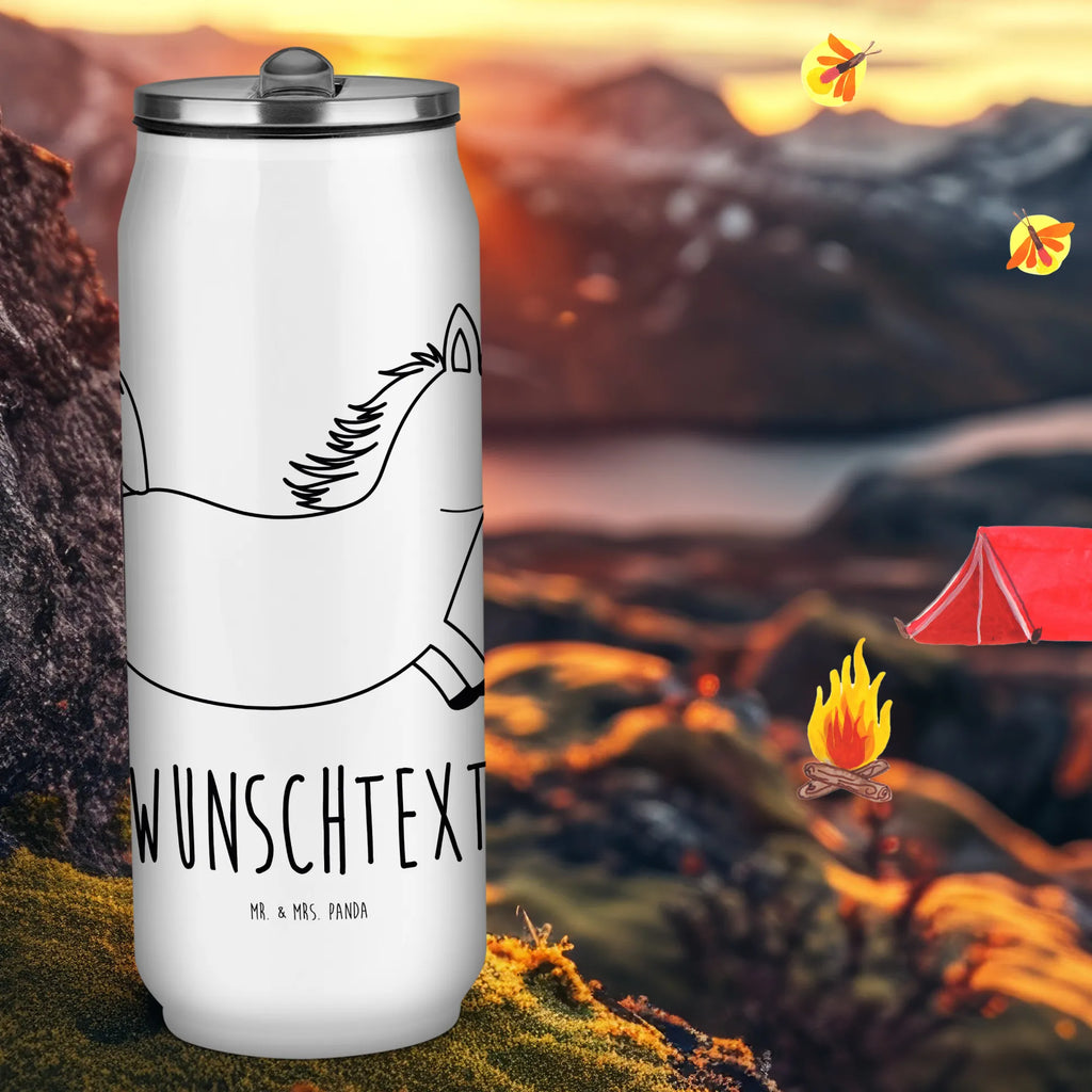 Personalisierte Getränkedosen Trinkflasche Pferd Springen Getränkedose Mit Screw-Cap Und Namen, Trinkflasche Mit Namen, Dose Für Getränke Mit Namensdruck, Edelstahl-Trinkflasche Mit Wunschname, Nachhaltige Trinkflasche Mit Wunschname, Trinkflasche Mit Strohhalm Und Wunschname, Aluminium-Trinkflasche Mit Wunschname, Sportflasche Mit Wunschname, Fitnessflasche Mit Wunschname, Trinkflasche Für Sport Mit Namensgravur, Slim-Dose Mit Namensgravur, Personalisierte Trinkflasche, Getränkedose Mit Namen, Fahrradflasche Mit Namen, Wiederverwendbare Trinkflasche Mit Namen, Mini-Dose Mit Namen, Getränkedosen-Canister Mit Namensdruck, Mehrwegdose Mit Wunschname, Energy-Drink-Dose Mit Namensgravur, Trinkflasche Für Kinder Mit Namensgravur, Umweltfreundliche Trinkflasche Mit Namensgravur, BPA-freie Trinkflasche Mit Namensdruck, Einwegdose Personalisiert, Trinkflasche Für Büro Mit Namen, Trinkflasche Für Schule Mit Wunschname, Spülmaschinenfeste Trinkflasche Mit Namensgravur, Isolierflasche Mit Namen, Getränkedose 330 Ml Mit Namen, Glas-Trinkflasche Mit Namensgravur, Cola-Dose Mit Wunschnamen, Softdrinkdose Mit Wunschname, Trinkflasche Mit Deckel Und Namen, Kunststoff-Trinkflasche Mit Namen, Personalisierte Getränkedose, Getränkedose 500 Ml Mit Wunschname, Thermoflasche Mit Namensgravur, Trinkflasche Für Reisen Mit Wunschname, Outdoorflasche Mit Namensgravur, Auslaufsichere Trinkflasche Mit Wunschname, Design-Trinkflasche Mit Namen, Bierdose Mit Namen, Bauernhof, Hoftiere, Landwirt, Landwirtin, ausreiten, Pferdebesitzer, Pony, Stall, Pferde, Pferdestall, reiten, Pferd