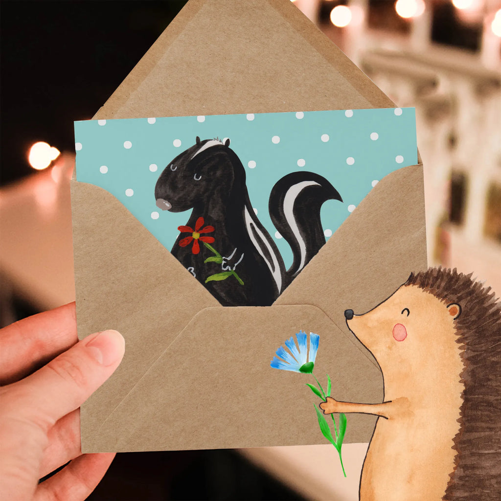 Personalisierte Deluxe Karte Stinktier Blume Personalisiertere Klappkarte, Grußkarte mit Namen, Personalisierte Einladungskarte, Grußkarte selbst gestalten, Personalisierte Karte, Grußkarten personalisiert, Grußkarte selber drucken, Personalisierte Grußkarte, Personalisierte Glückwunschkarte, Personalisierte Hochzeitskarte, Personalisierte Geburtstagskarte, Grußkarte mit persönlichen Nachrichten, Grußkarte als Geldgeschenk, Stinktier, Skunk, Träume, Stinki, Stinker, Tagträumer, Wildtier, Raubtier, verträumt, Dreams