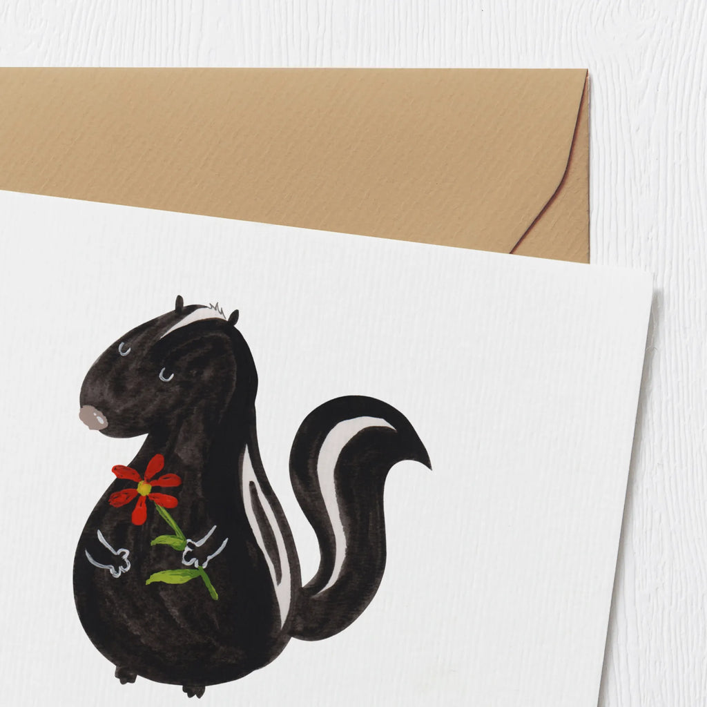 Personalisierte Deluxe Karte Stinktier Blume Personalisiertere Klappkarte, Grußkarte mit Namen, Personalisierte Einladungskarte, Grußkarte selbst gestalten, Personalisierte Karte, Grußkarten personalisiert, Grußkarte selber drucken, Personalisierte Grußkarte, Personalisierte Glückwunschkarte, Personalisierte Hochzeitskarte, Personalisierte Geburtstagskarte, Grußkarte mit persönlichen Nachrichten, Grußkarte als Geldgeschenk, Stinktier, Skunk, Träume, Stinki, Stinker, Tagträumer, Wildtier, Raubtier, verträumt, Dreams