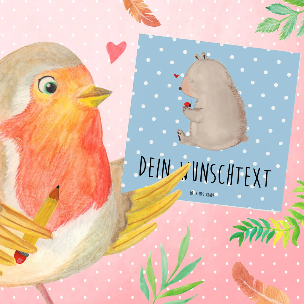 Personalisierte Deluxe Karte Bär Marienkäfer Grußkarte mit persönlichen Nachrichten, Grußkarte selbst gestalten, Personalisierte Karte, Personalisierte Einladungskarte, Personalisierte Hochzeitskarte, Personalisierte Geburtstagskarte, Personalisiertere Klappkarte, Grußkarte selber drucken, Grußkarte als Geldgeschenk, Grußkarten personalisiert, Grußkarte mit Namen, Personalisierte Glückwunschkarte, Personalisierte Grußkarte, Bär, Teddy, Teddybär, Das Leben ist schön, Freiheit, Motivation, Liebe, Marienkäfer