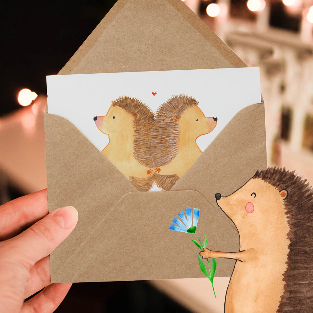 Personalized Deluxe Card Hedgehogs holding hands Personalisierte Glückwunschkarte, Grußkarte mit Namen, Personalisierte Grußkarte, Grußkarte mit persönlichen Nachrichten, Personalisierte Einladungskarte, Personalisierte Geburtstagskarte, Grußkarte selbst gestalten, Grußkarte als Geldgeschenk, Grußkarte selber drucken, Personalisierte Karte, Personalisiertere Klappkarte, Personalisierte Hochzeitskarte, Grußkarten personalisiert, Liebe, Partner, Freund, Freundin, Ehemann, Ehefrau, Heiraten, Verlobung, Heiratsantrag, Liebesgeschenk, Jahrestag, Hocheitstag, Gemeinsamkeit, große Liebe, Love, Igel, Liebesbeweis, Lieblingsmensch, Igelliebe, Hochzeit, Hand in Hand, Liebesbotschaft, Geschenk für zwei