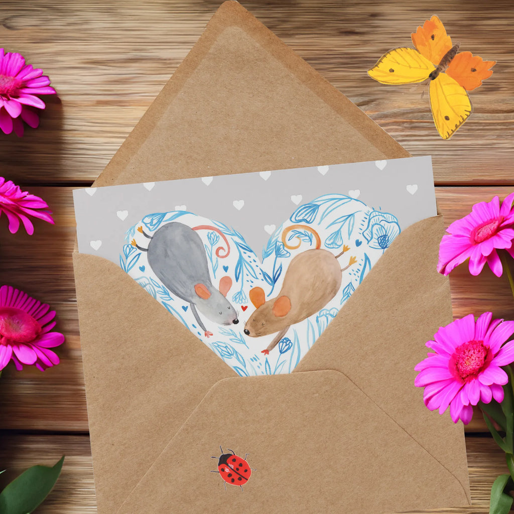 Personalized Deluxe Card Mice heart Personalisierte Einladungskarte, Personalisiertere Klappkarte, Grußkarte mit persönlichen Nachrichten, Personalisierte Hochzeitskarte, Personalisierte Karte, Grußkarte selber drucken, Grußkarte selbst gestalten, Personalisierte Geburtstagskarte, Grußkarten personalisiert, Personalisierte Glückwunschkarte, Grußkarte als Geldgeschenk, Grußkarte mit Namen, Personalisierte Grußkarte, Liebe, Partner, Freund, Freundin, Ehemann, Ehefrau, Heiraten, Verlobung, Heiratsantrag, Liebesgeschenk, Jahrestag, Hocheitstag, Mäuse, Maus, Gemeinsamkeit, Liebesbeweis, Hochzeit, Lieblingsmensch, Geschenk für zwei, Liebesbotschaft, Love