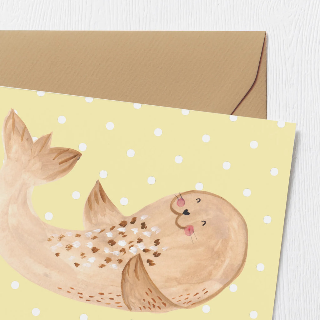 Personalisierte Deluxe Karte Robbe Liegen Personalisiertere Klappkarte, Grußkarte selber drucken, Personalisierte Grußkarte, Personalisierte Einladungskarte, Personalisierte Karte, Grußkarte selbst gestalten, Grußkarte mit persönlichen Nachrichten, Grußkarte mit Namen, Personalisierte Glückwunschkarte, Personalisierte Geburtstagskarte, Personalisierte Hochzeitskarte, Grußkarten personalisiert, Grußkarte als Geldgeschenk, Tiermotive, Gute Laune, lustige Sprüche, Tiere, Robbe, Robben, Meerestier, Ostsee, Seehund, Nordsee, Strand, Freude, Lachen