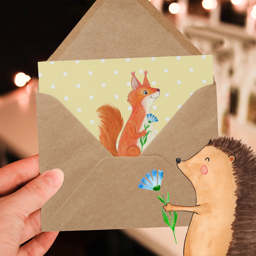 Personalized Deluxe Card Squirrel flower Grußkarte als Geldgeschenk, Personalisierte Glückwunschkarte, Grußkarte selbst gestalten, Personalisierte Karte, Personalisiertere Klappkarte, Personalisierte Grußkarte, Grußkarte mit persönlichen Nachrichten, Personalisierte Einladungskarte, Grußkarten personalisiert, Grußkarte mit Namen, Personalisierte Geburtstagskarte, Grußkarte selber drucken, Personalisierte Hochzeitskarte, Tiermotive, Gute Laune, lustige Sprüche, Tiere, Motivation Bilder, Eichhörnchen, Spruch Deko, Eichhorn, Motivation Sprüche, glücklich Spruch, Lachen, Spaß, Spruch positiv