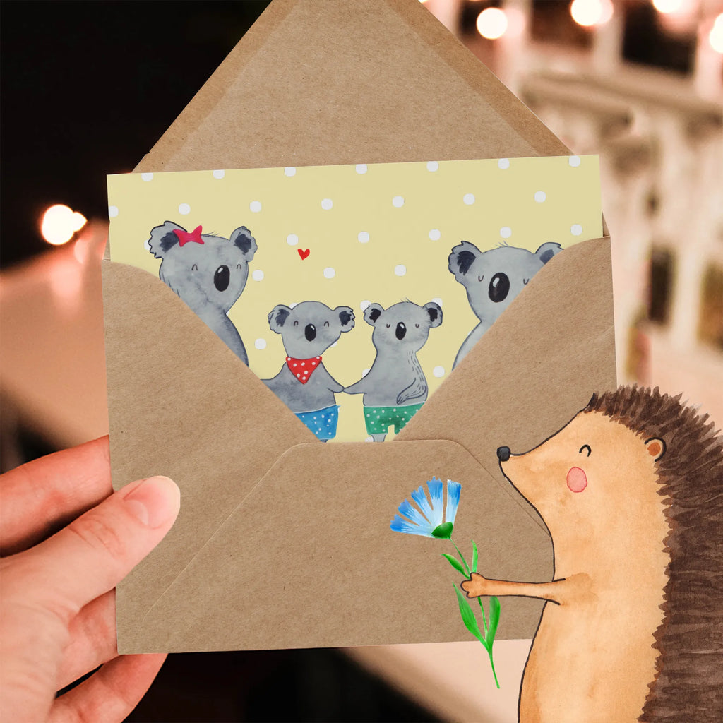 Personalized Deluxe Card Koala family with two kids Grußkarte als Geldgeschenk, Personalisierte Geburtstagskarte, Personalisierte Glückwunschkarte, Personalisierte Hochzeitskarte, Grußkarte mit persönlichen Nachrichten, Grußkarte selbst gestalten, Grußkarten personalisiert, Personalisierte Einladungskarte, Personalisiertere Klappkarte, Grußkarte mit Namen, Personalisierte Karte, Personalisierte Grußkarte, Grußkarte selber drucken, Familie, Vatertag, Muttertag, Bruder, Schwester, Mama, Papa, Oma, Opa, Koalabär, Lieblingsfamilie, Koalafamilie, Familienleben, beste Familie, Koala, Familienzeit