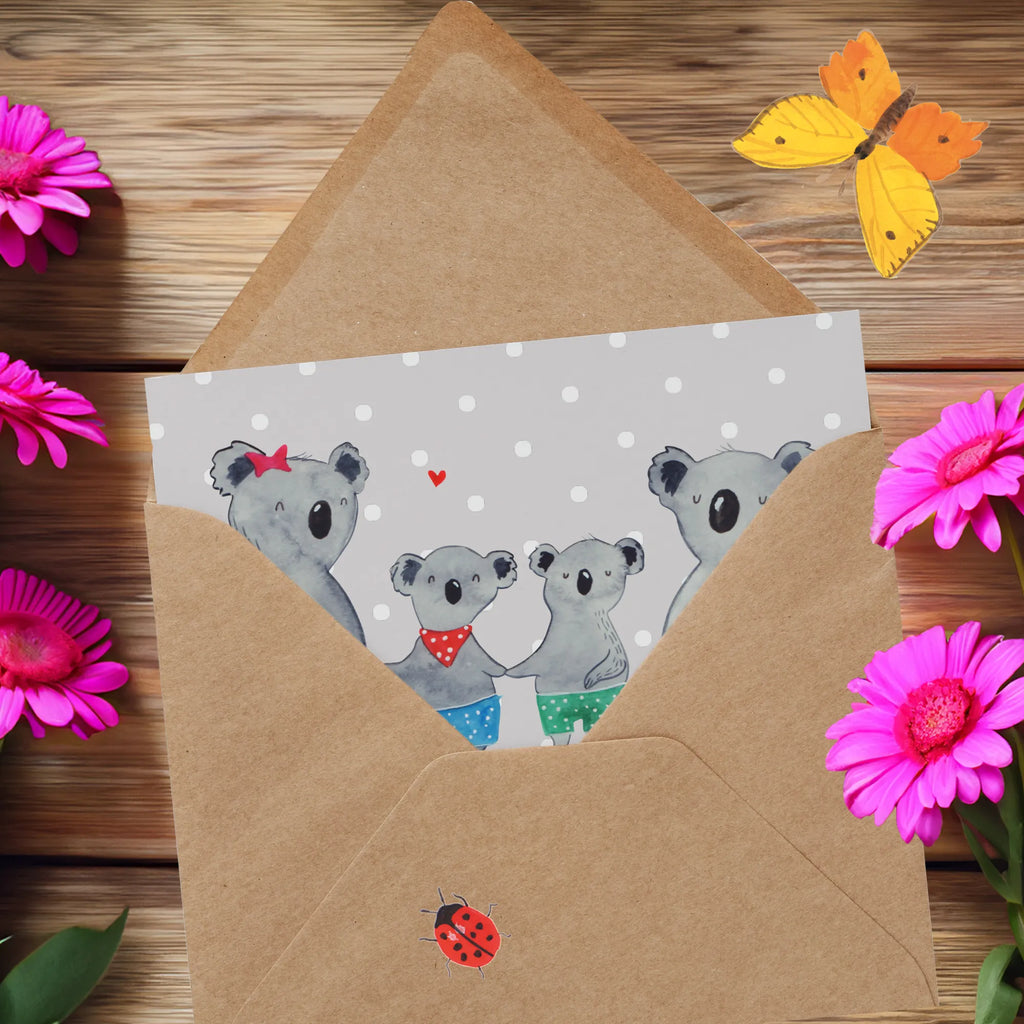 Personalized Deluxe Card Koala family with two kids Grußkarte als Geldgeschenk, Personalisierte Geburtstagskarte, Personalisierte Glückwunschkarte, Personalisierte Hochzeitskarte, Grußkarte mit persönlichen Nachrichten, Grußkarte selbst gestalten, Grußkarten personalisiert, Personalisierte Einladungskarte, Personalisiertere Klappkarte, Grußkarte mit Namen, Personalisierte Karte, Personalisierte Grußkarte, Grußkarte selber drucken, Familie, Vatertag, Muttertag, Bruder, Schwester, Mama, Papa, Oma, Opa, Koalabär, Lieblingsfamilie, Koalafamilie, Familienleben, beste Familie, Koala, Familienzeit