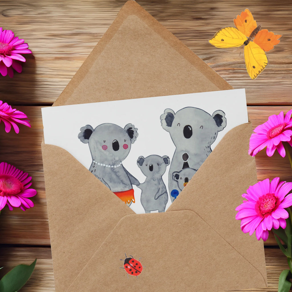 Personalized Deluxe Card Koala Family Personalisierte Karte, Personalisierte Geburtstagskarte, Grußkarte selber drucken, Grußkarte selbst gestalten, Personalisierte Grußkarte, Personalisiertere Klappkarte, Grußkarten personalisiert, Grußkarte als Geldgeschenk, Grußkarte mit Namen, Personalisierte Glückwunschkarte, Personalisierte Einladungskarte, Personalisierte Hochzeitskarte, Grußkarte mit persönlichen Nachrichten, Familie, Vatertag, Muttertag, Bruder, Schwester, Mama, Papa, Oma, Opa, Koala, Familienleben, Family, Geschwister, Koalas, Kinder