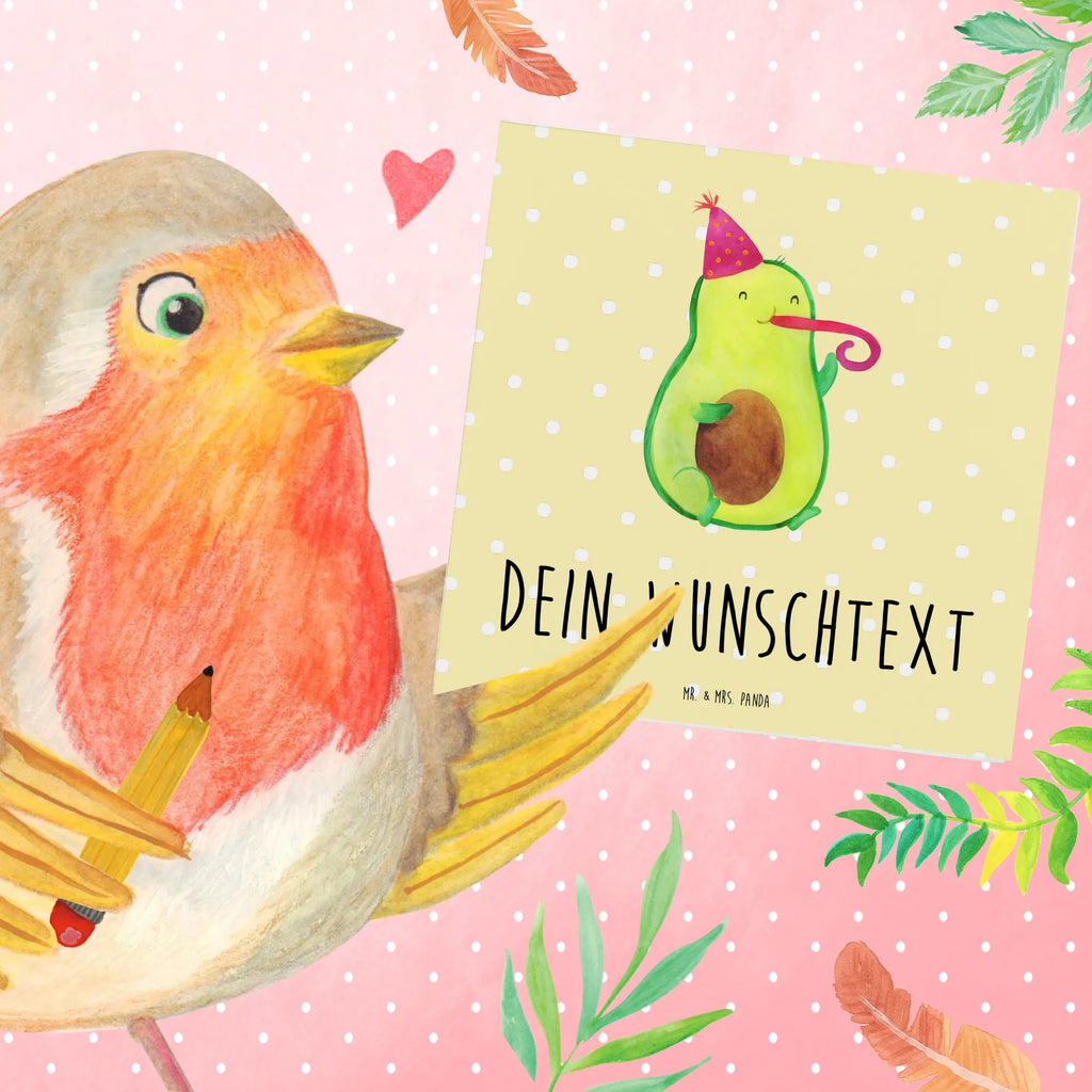 Personalisierte Deluxe Karte Avocado Feier Grußkarte selber drucken, Grußkarte mit persönlichen Nachrichten, Personalisierte Grußkarte, Personalisierte Hochzeitskarte, Personalisierte Einladungskarte, Grußkarte mit Namen, Grußkarten personalisiert, Personalisiertere Klappkarte, Personalisierte Glückwunschkarte, Personalisierte Karte, Grußkarte selbst gestalten, Grußkarte als Geldgeschenk, Personalisierte Geburtstagskarte, Avocado, Veggie, Vegan, Gesund, Gute Laune, Fete, Party, Feierlichkeit, Geburtstag, Tröte, Feier