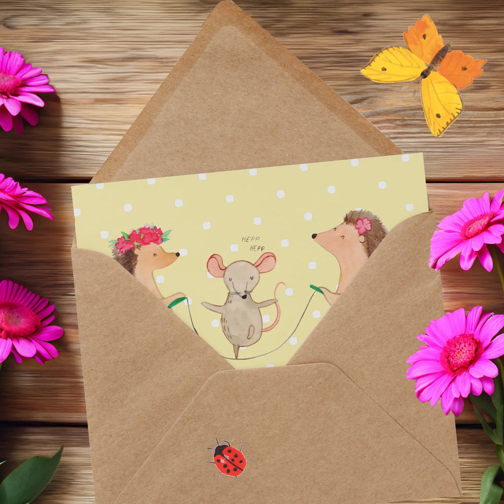 Personalized Deluxe Card Hedgehog skipping Personalisierte Grußkarte, Grußkarte mit persönlichen Nachrichten, Grußkarten personalisiert, Personalisierte Glückwunschkarte, Personalisierte Geburtstagskarte, Personalisierte Karte, Personalisiertere Klappkarte, Personalisierte Einladungskarte, Grußkarte als Geldgeschenk, Grußkarte selber drucken, Personalisierte Hochzeitskarte, Grußkarte selbst gestalten, Grußkarte mit Namen, Tiermotive, Gute Laune, lustige Sprüche, Tiere, Kinder, Igel, Seilspringen, Maus, Kindergarten, Seilhüpfen