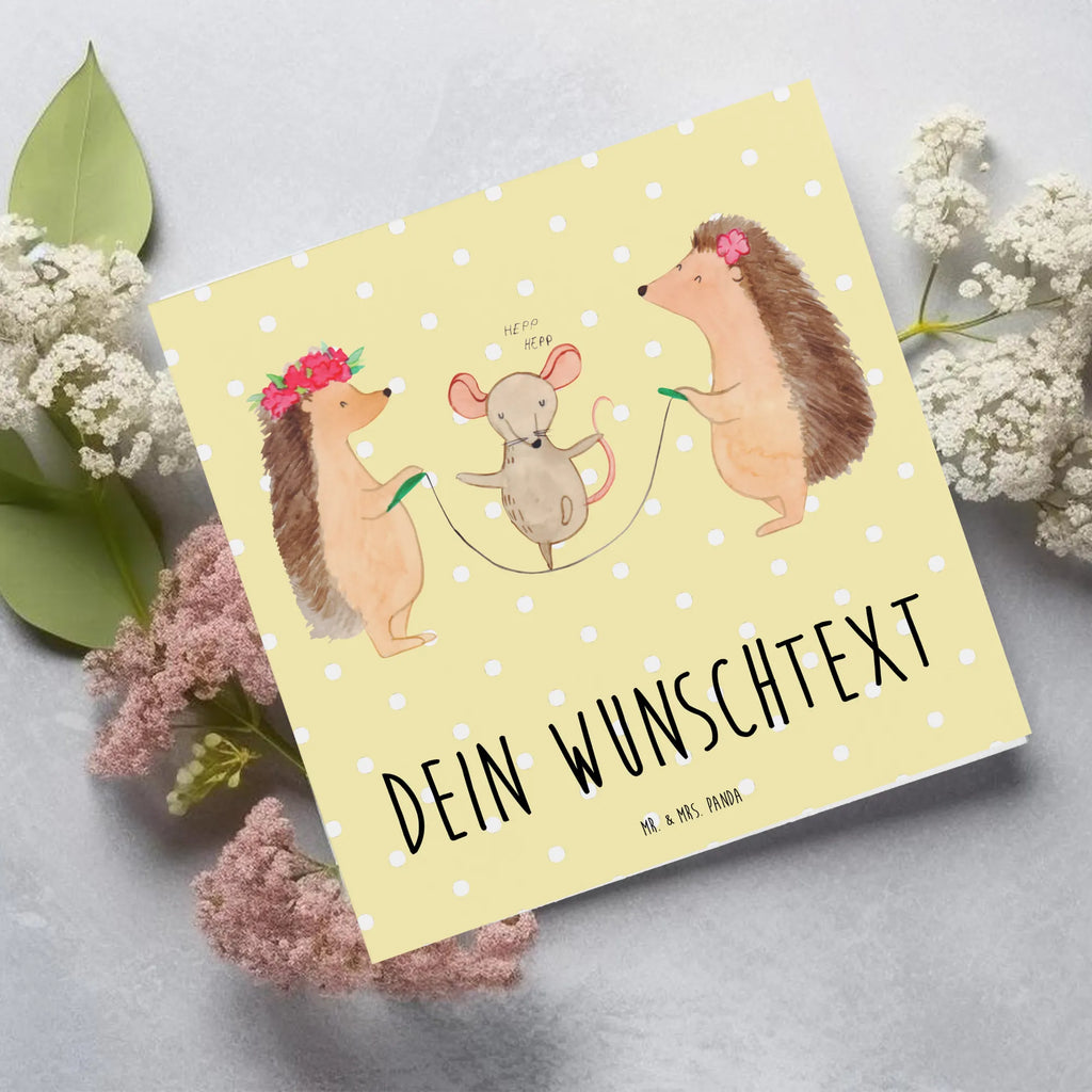 Personalized Deluxe Card Hedgehog skipping Personalisierte Grußkarte, Grußkarte mit persönlichen Nachrichten, Grußkarten personalisiert, Personalisierte Glückwunschkarte, Personalisierte Geburtstagskarte, Personalisierte Karte, Personalisiertere Klappkarte, Personalisierte Einladungskarte, Grußkarte als Geldgeschenk, Grußkarte selber drucken, Personalisierte Hochzeitskarte, Grußkarte selbst gestalten, Grußkarte mit Namen, Tiermotive, Gute Laune, lustige Sprüche, Tiere, Kinder, Igel, Seilspringen, Maus, Kindergarten, Seilhüpfen
