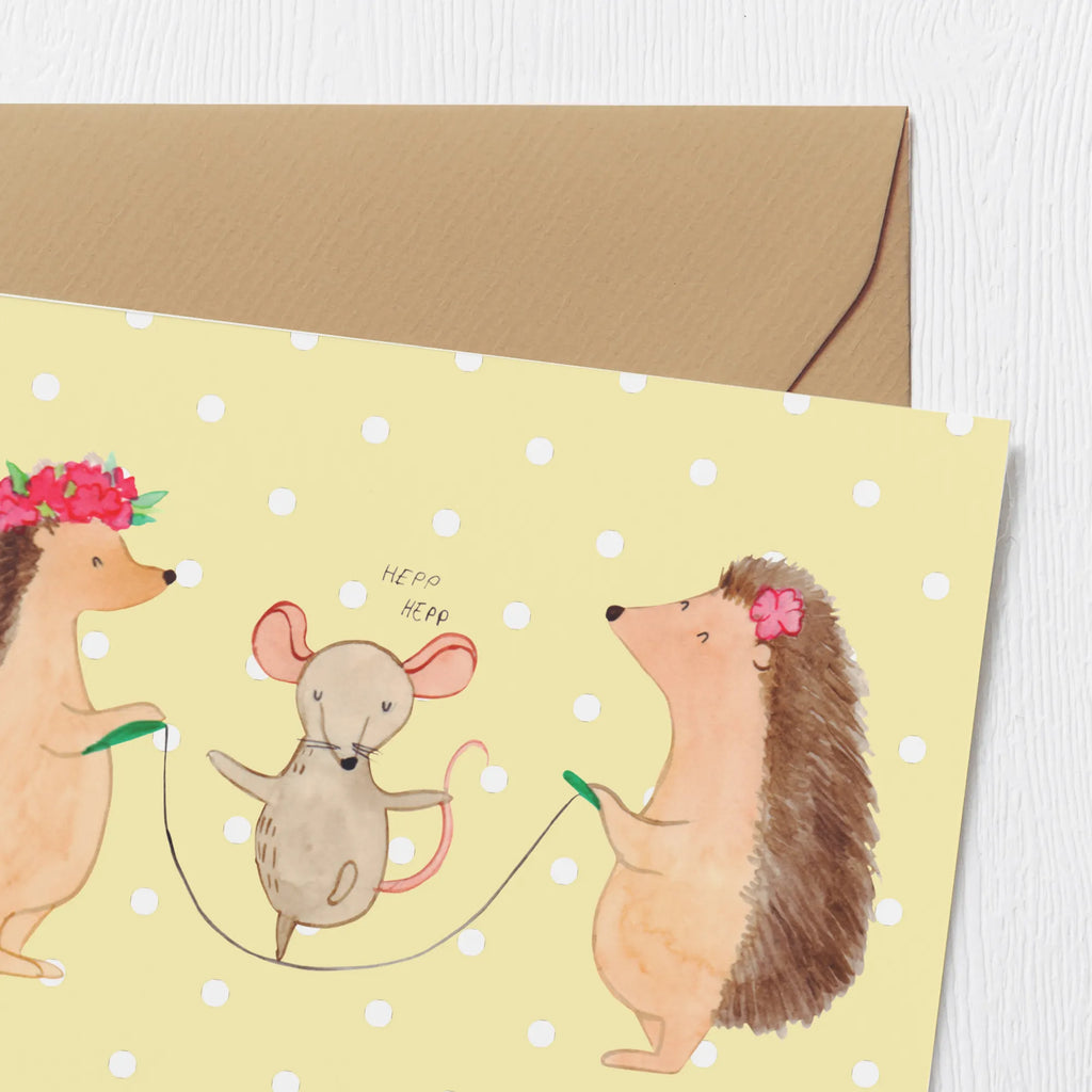 Personalized Deluxe Card Hedgehog skipping Personalisierte Grußkarte, Grußkarte mit persönlichen Nachrichten, Grußkarten personalisiert, Personalisierte Glückwunschkarte, Personalisierte Geburtstagskarte, Personalisierte Karte, Personalisiertere Klappkarte, Personalisierte Einladungskarte, Grußkarte als Geldgeschenk, Grußkarte selber drucken, Personalisierte Hochzeitskarte, Grußkarte selbst gestalten, Grußkarte mit Namen, Tiermotive, Gute Laune, lustige Sprüche, Tiere, Kinder, Igel, Seilspringen, Maus, Kindergarten, Seilhüpfen