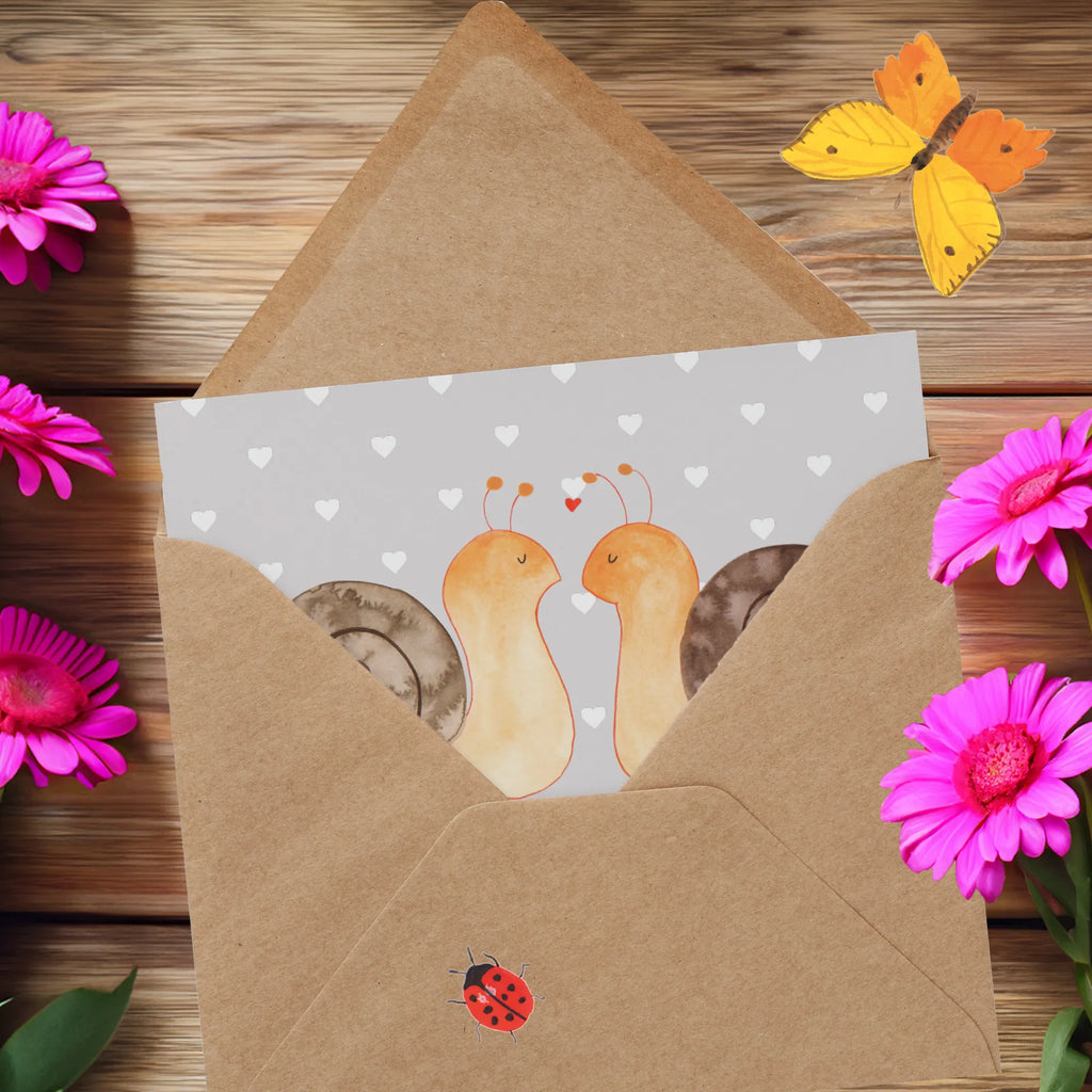Personalized Deluxe Card Snails in love Personalisierte Karte, Grußkarte selbst gestalten, Grußkarten personalisiert, Personalisierte Geburtstagskarte, Personalisierte Glückwunschkarte, Personalisierte Hochzeitskarte, Grußkarte selber drucken, Grußkarte mit Namen, Personalisierte Einladungskarte, Personalisiertere Klappkarte, Grußkarte mit persönlichen Nachrichten, Personalisierte Grußkarte, Grußkarte als Geldgeschenk, Liebe, Partner, Freund, Freundin, Ehemann, Ehefrau, Heiraten, Verlobung, Heiratsantrag, Liebesgeschenk, Jahrestag, Hocheitstag