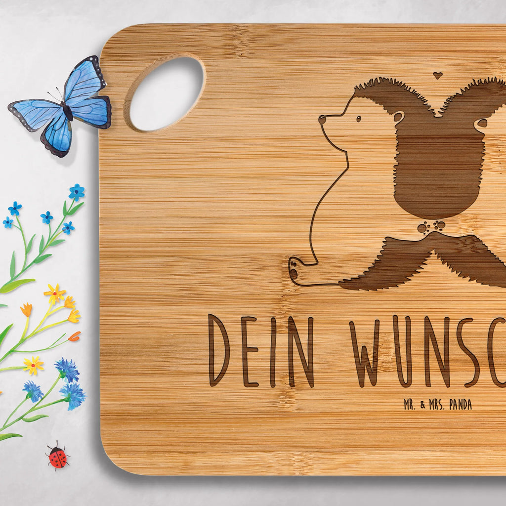 Personalisiertes Schneidebrett Igel händchenhaltend Holzbrett Mit Gravur, Schneidebrett Mit Datum, Schneidebrett Mit Gravur, Schneidebrett Mit Initialen, Bambusbrettchen Mit Gravur, Schneidebrett Mit Logo, Schneidebrett Geschenk Personalisiert, Schneidebrett Mit Herzen Und Wunschtext, Schneidebrett Mit Namen, Schneidebrett selber gestalten, Schneidebrett Für Paare Mit Namen, Schneidebrett Geburtstag Mit Gravur, Schneidebrett individuell, Hochwertiges Schneidebrett Mit Gravur, Küchenbrett Mit Namen, Werbegeschenk mit Text, Schneidebrett Bambus Mit Gravur, Schneidebrett Mit Wunschtext, Schneidebrett Mit Spruch Und Namen, Schneidebrett Mit Motiv Und Namen, Schneidebrett Hochzeit Geschenk Mit Gravur, Werbegeschenk mit Firmennamen, Bambusbrett Mit Namen, Schneidebrett Für Grillfans Mit Gravur, Personalisiertes Schneidebrett, Schneidebrett Mit Personalisierung, Geschenkidee Schneidebrett Mit Namen, Schneidebrett Holz Mit Namen, Schneidebrett Selbst Gestalten, Personalisiertes Bambus Schneidebrett, Schneidebrett Familie Mit Namen, Personalisiertes Küchenbrett, Frühstücksbrett Mit Namen, Liebe, Partner, Freund, Freundin, Ehemann, Ehefrau, Heiraten, Verlobung, Heiratsantrag, Liebesgeschenk, Jahrestag, Hocheitstag, Liebesbeweis, Lieblingsmensch, Geschenk für zwei, Gemeinsamkeit, Igel, Hand in Hand, Love, Igelliebe, Liebesbotschaft, Hochzeit, große Liebe