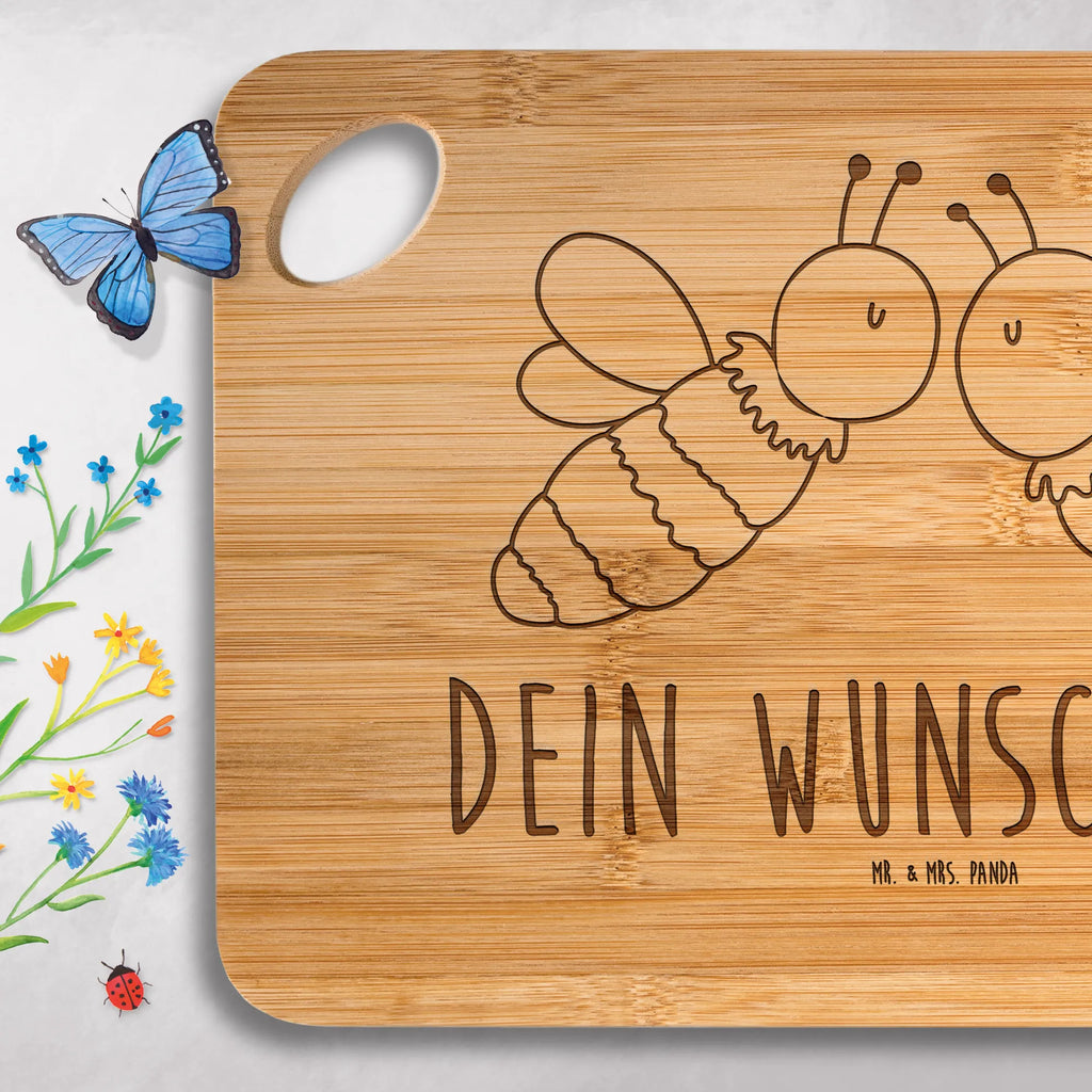 Personalisiertes Schneidebrett Biene Liebe Holzbrett Mit Gravur, Schneidebrett Hochzeit Geschenk Mit Gravur, Schneidebrett Mit Initialen, Küchenbrett Mit Namen, Frühstücksbrett Mit Namen, Schneidebrett Geburtstag Mit Gravur, Schneidebrett selber gestalten, Schneidebrett Mit Motiv Und Namen, Schneidebrett Mit Datum, Schneidebrett Selbst Gestalten, Schneidebrett Für Paare Mit Namen, Bambusbrettchen Mit Gravur, Schneidebrett Mit Herzen Und Wunschtext, Schneidebrett Geschenk Personalisiert, Personalisiertes Schneidebrett, Hochwertiges Schneidebrett Mit Gravur, Schneidebrett Mit Spruch Und Namen, Schneidebrett individuell, Geschenkidee Schneidebrett Mit Namen, Schneidebrett Bambus Mit Gravur, Schneidebrett Mit Namen, Schneidebrett Mit Wunschtext, Bambusbrett Mit Namen, Schneidebrett Für Grillfans Mit Gravur, Werbegeschenk mit Text, Personalisiertes Küchenbrett, Schneidebrett Holz Mit Namen, Schneidebrett Mit Personalisierung, Schneidebrett Mit Logo, Schneidebrett Familie Mit Namen, Werbegeschenk mit Firmennamen, Personalisiertes Bambus Schneidebrett, Schneidebrett Mit Gravur, Biene, Wespe, Hummel