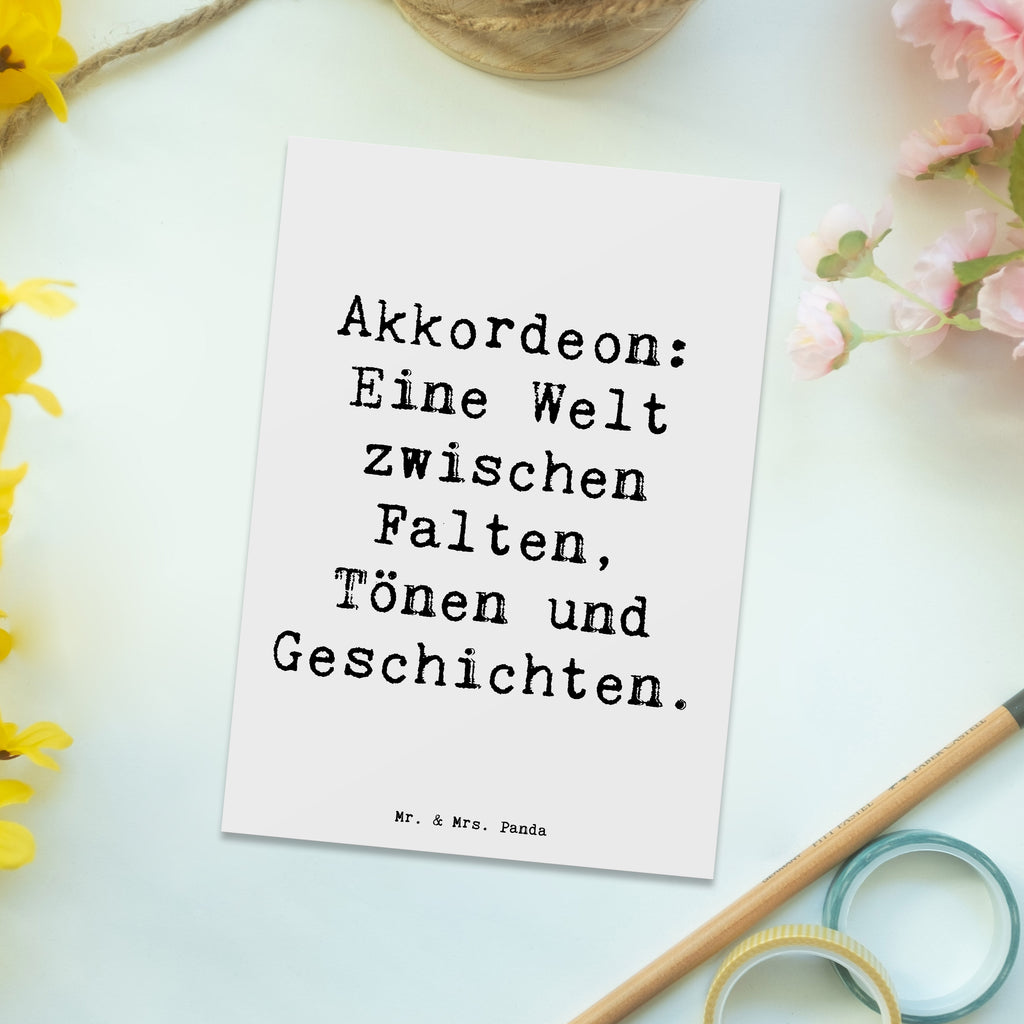 Postcard Saying Akkordeon: Eine Welt zwischen Falten, Tönen und Geschichten. Geburtstagskarte, Einladungskarte, Karte, Grußkarte, Geschenkkarte, Dankeskarte, Einladungskarten Geburtstag, Ansichtskarten, Postkarte, Ansichtskarte, Einladung, Einladung Geburtstag, Instrumente, Geschenke Musiker, Musikliebhaber