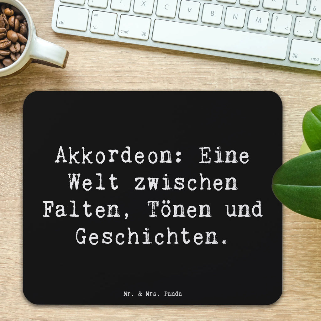 Mouse mat Saying Akkordeon: Eine Welt zwischen Falten, Tönen und Geschichten. Mausunterlage, Büroausstattung, Mauspad Büro, Designer Mauspad, Arbeitszimmer, PC Zubehör, Mousepad, Einzigartiges Mauspad, Computer zubehör, Mauspad, Instrumente, Geschenke Musiker, Musikliebhaber