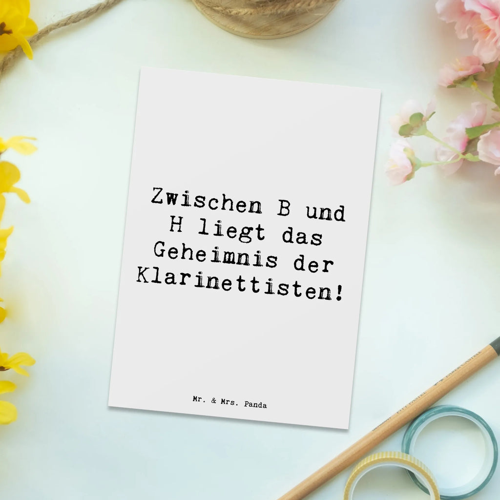 Postcard Saying Zwischen B und H liegt das Geheimnis der Klarinettisten! Dankeskarte, Einladung Geburtstag, Karte, Ansichtskarten, Geschenkkarte, Geburtstagskarte, Einladungskarte, Ansichtskarte, Einladungskarten Geburtstag, Einladung, Grußkarte, Postkarte, Instrumente, Geschenke Musiker, Musikliebhaber