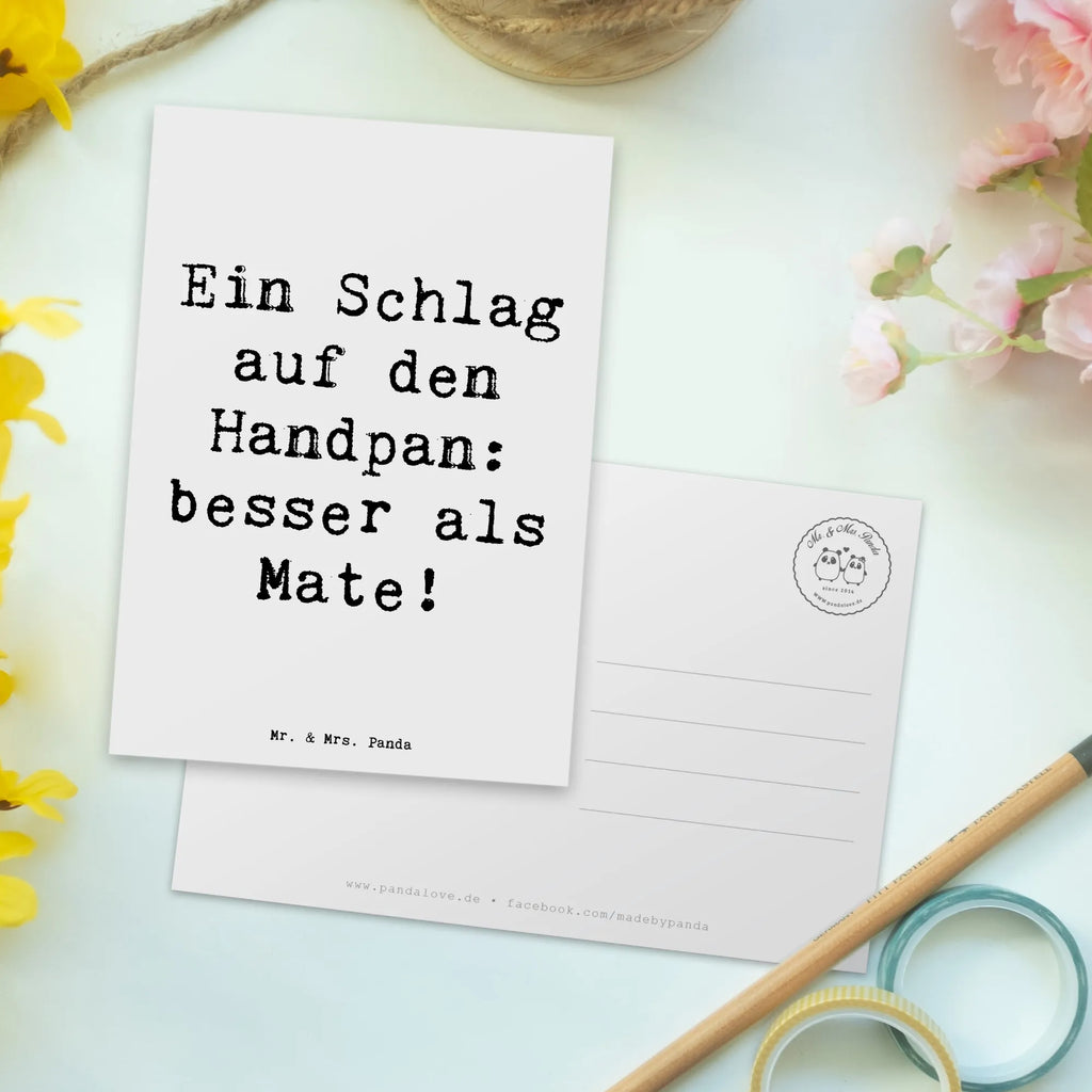 Postcard Saying Ein Schlag auf den Handpan: besser als Mate! Karte, Ansichtskarte, Geschenkkarte, Einladung, Postkarte, Ansichtskarten, Einladungskarte, Einladung Geburtstag, Grußkarte, Dankeskarte, Geburtstagskarte, Einladungskarten Geburtstag, Instrumente, Geschenke Musiker, Musikliebhaber