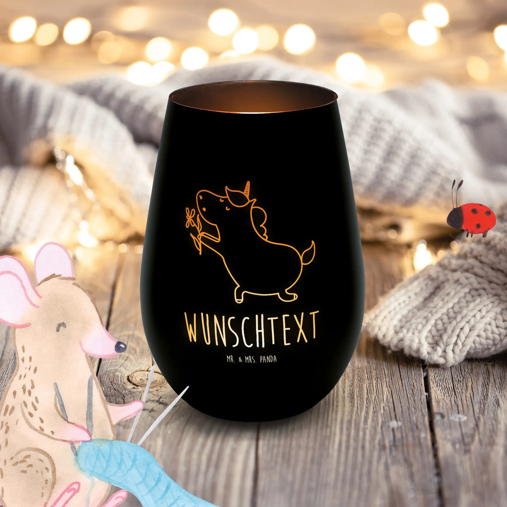 Gold Windlicht Personalisiert Einhorn Blume Windlicht Mit Wunschtext Gold, Windlicht Goldfarben Mit Personalisierung, Goldener Teelichthalter Mit Wunschtext, Laterne Gold Mit Personalisierung, Luxuriöses Windlicht In Gold Personalisiert, Windlicht Gold Mit Namen, Kerzenhalter Gold Mit Gravur, Tischdeko Windlicht Gold Mit Namen, Windlicht Gold Mit Liebevollem Spruch, Windlicht Aus Metall Gold Mit Gravur, Windlicht Mit Initialen In Gold, Windlicht Gold Für Weihnachten Mit Spruch, Gold Windlicht Hochzeit Mit Wunschtext, Windlicht Mit Gravur Goldfarben, Personalisiertes Windlicht Gold, Deko Windlicht Gold Mit Namen, Windlicht Gold Geschenk Personalisiert, Edles Windlicht Goldfarben Mit Text, Windlicht Mit Persönlicher Botschaft Gold, Windlicht Gold Romantisch Mit Gravur, Windlicht Aus Glas Gold Mit Text, Windlicht Gold Mit Spruch, Windlicht Gold Für Innenbereich Mit Wunschtext, Windlicht Mit Widmung Goldfarben, Windlicht In Gold Personalisiert, Einhorn, Einhörner, Einhorn Deko, Unicorn, Pärchen, heiraten, Verlobung, Liebesbeweis, Heiratsantrag, Partner, Freund, Ehepaar, Antrag, Freundin, Ehe, Liebe