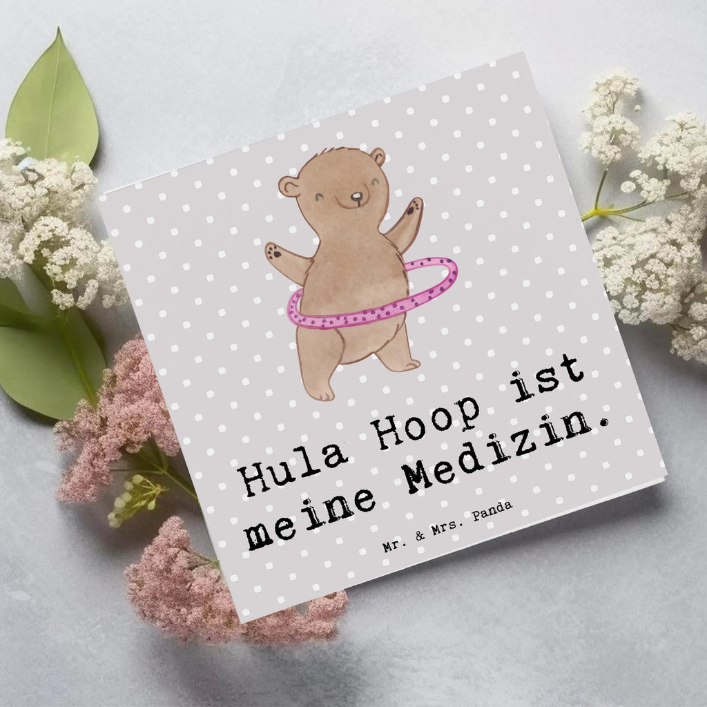 Deluxe Karte Bär Hula Hoop faltkarte, doppelkarte, Glückwunschkarte, Klappkarte, Grußkarte, Sportart, Hobby, Danke, Dankeschön, Geschenk, Auszeichnung, Gewinn, Sportler, Schenken, Sport, Training, Hula Hoop, Fitness