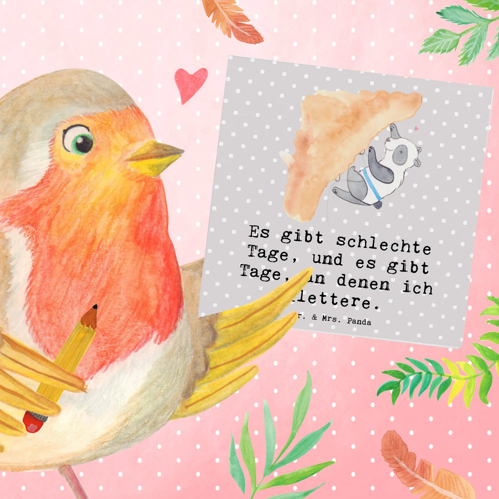 Deluxe Card panda Climb Hochwertige Grußkarte, Karte, Hochwertige Klappkarte, Klappkarte, Einladungskarte, Glückwunschkarte, Hochzeitskarte, Geburtstagskarte, Grußkarte, Geschenk, Sport, Sportart, Hobby, Schenken, Danke, Dankeschön, Auszeichnung, Gewinn, Sportler, Kletterhalle, Bouldern, Klettersport, Klettern