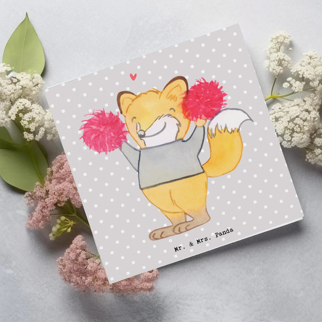 Deluxe Karte Fuchs Cheerleader Grußkarte, Karte, Hochwertige Klappkarte, Einladungskarte, Geburtstagskarte, Klappkarte, Glückwunschkarte, Hochwertige Grußkarte, Hochzeitskarte, Geschenk, Sport, Sportart, Hobby, Schenken, Danke, Dankeschön, Auszeichnung, Gewinn, Sportler, Cheerleader, Cheerleading, Turniere, Turnen, Turn Club