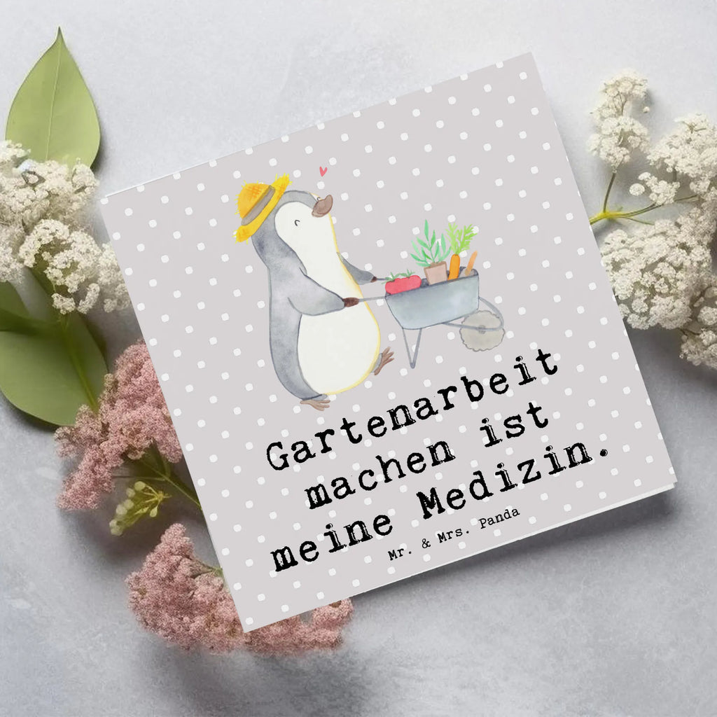 Deluxe Karte Pinguin Gartenarbeit Grußkarte, Karte, Einladungskarte, Geburtstagskarte, Glückwunschkarte, Hochzeitskarte, Klappkarte, Hochwertige Grußkarte, Hochwertige Klappkarte, Geschenk, Sport, Sportart, Hobby, Schenken, Danke, Dankeschön, Auszeichnung, Gewinn, Sportler, Urban gardening, Gartenarbeit, Gärtnern, Gartenpflege
