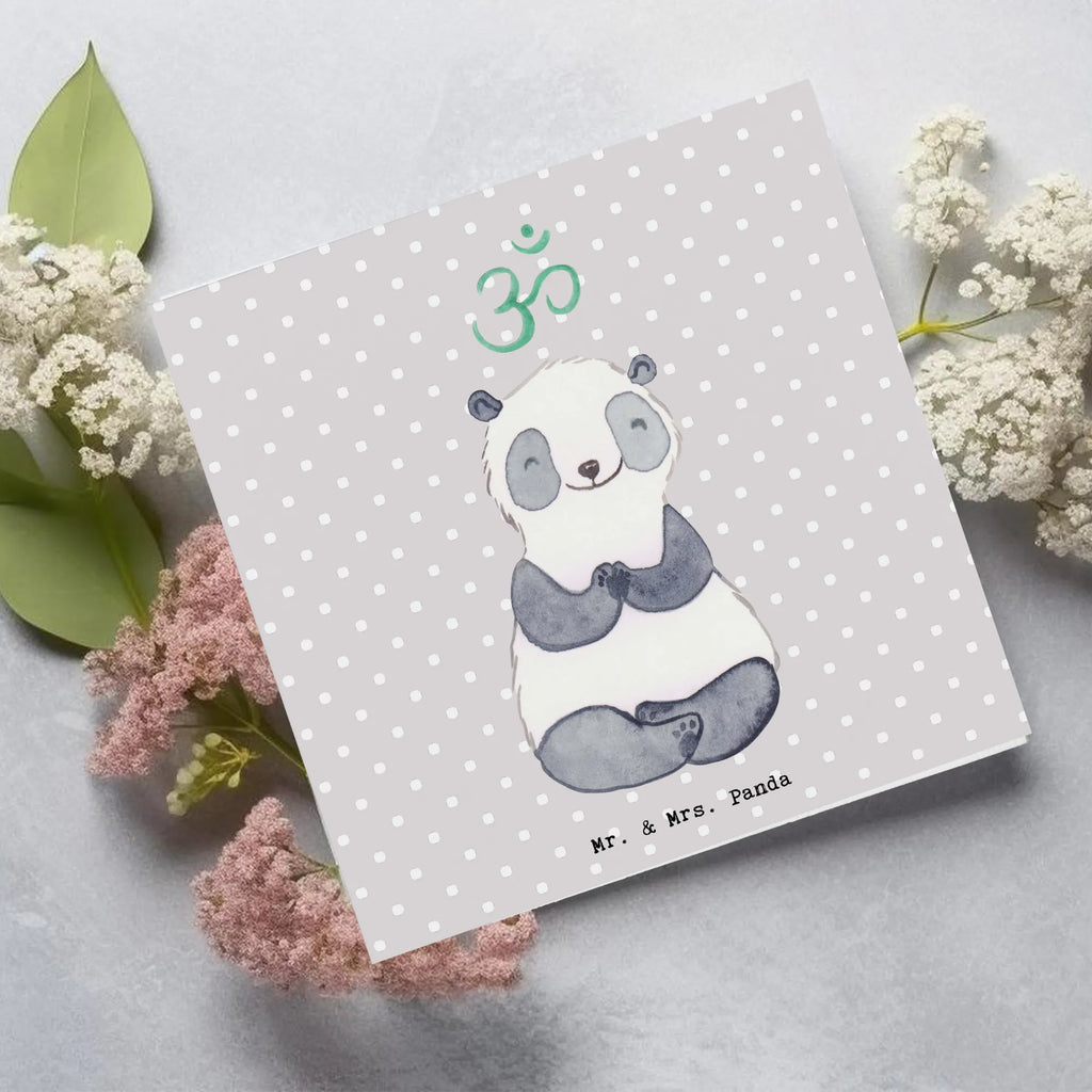 Deluxe Card panda meditate Hochwertige Klappkarte, Karte, Hochwertige Grußkarte, Hochzeitskarte, Einladungskarte, Grußkarte, Geburtstagskarte, Glückwunschkarte, Klappkarte, Geschenk, Sport, Sportart, Hobby, Schenken, Danke, Dankeschön, Auszeichnung, Gewinn, Sportler, Meditationskurs, Meditation, Meditieren